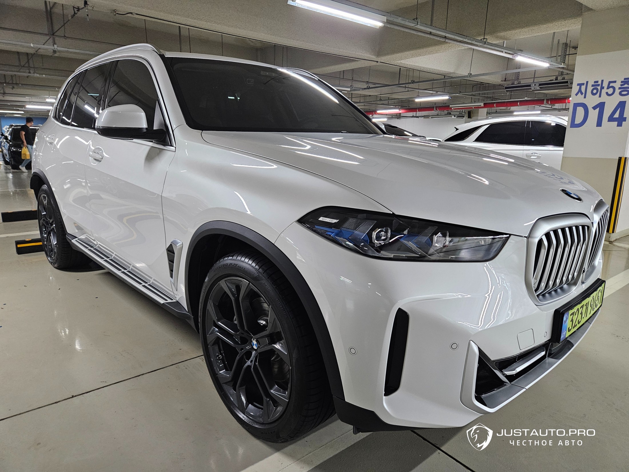 Автомобиль BMW X5