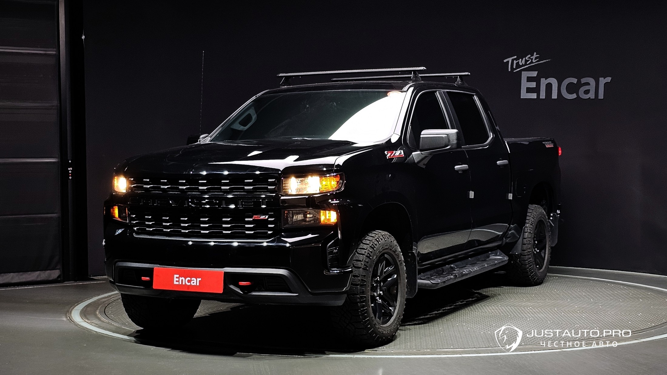 Автомобиль Chevrolet Silverado
