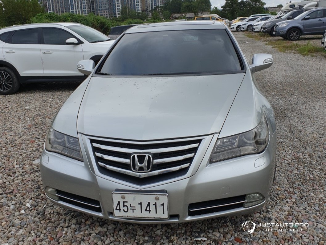 Автомобиль Honda Legend