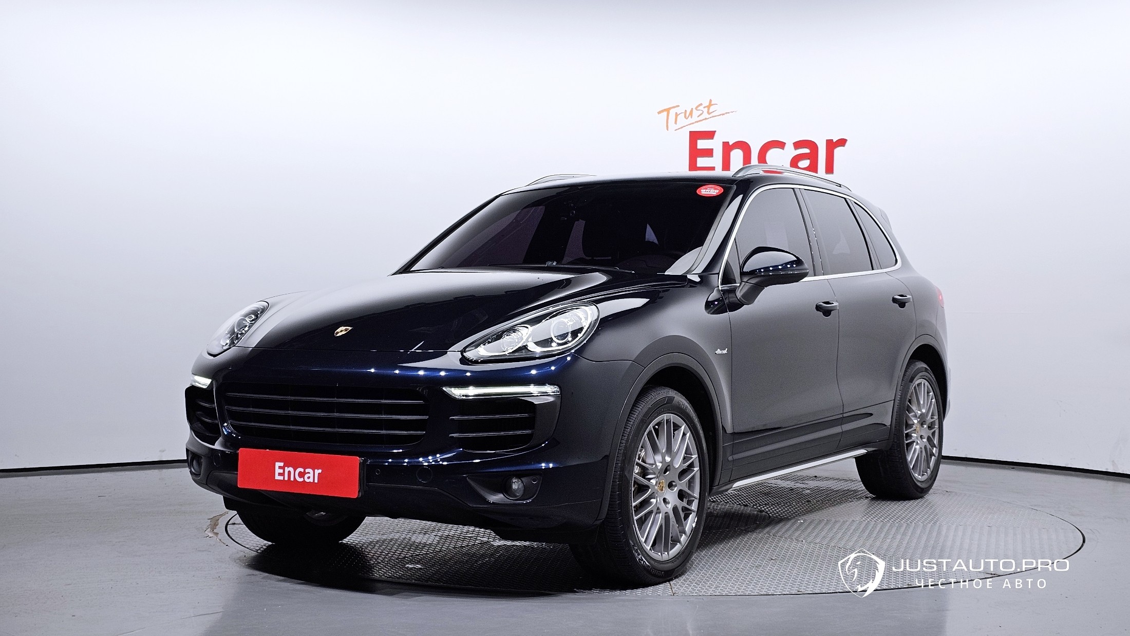 Автомобиль Porsche Cayenne