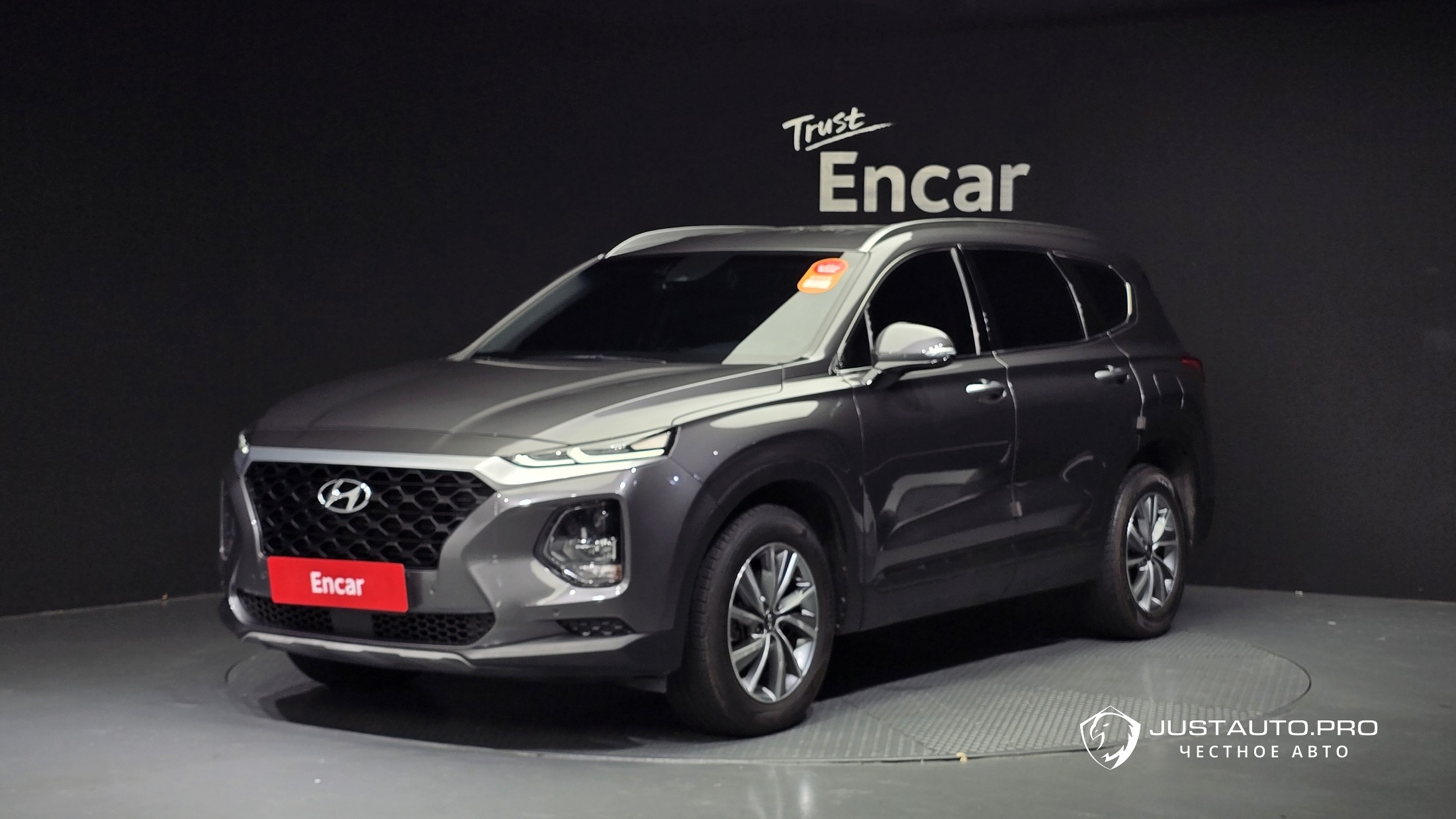 Автомобиль Hyundai Santafe