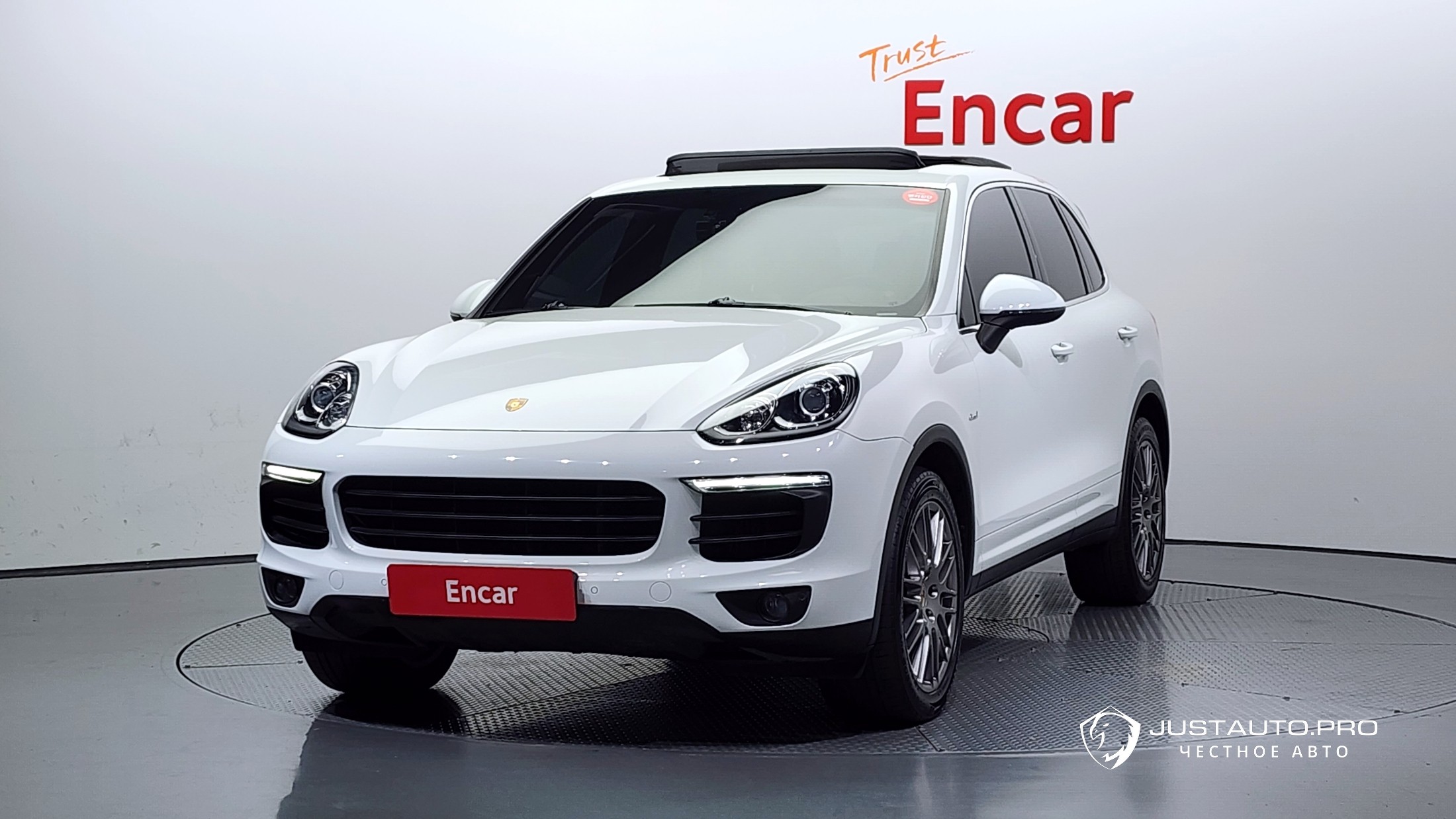 Автомобиль Porsche Cayenne