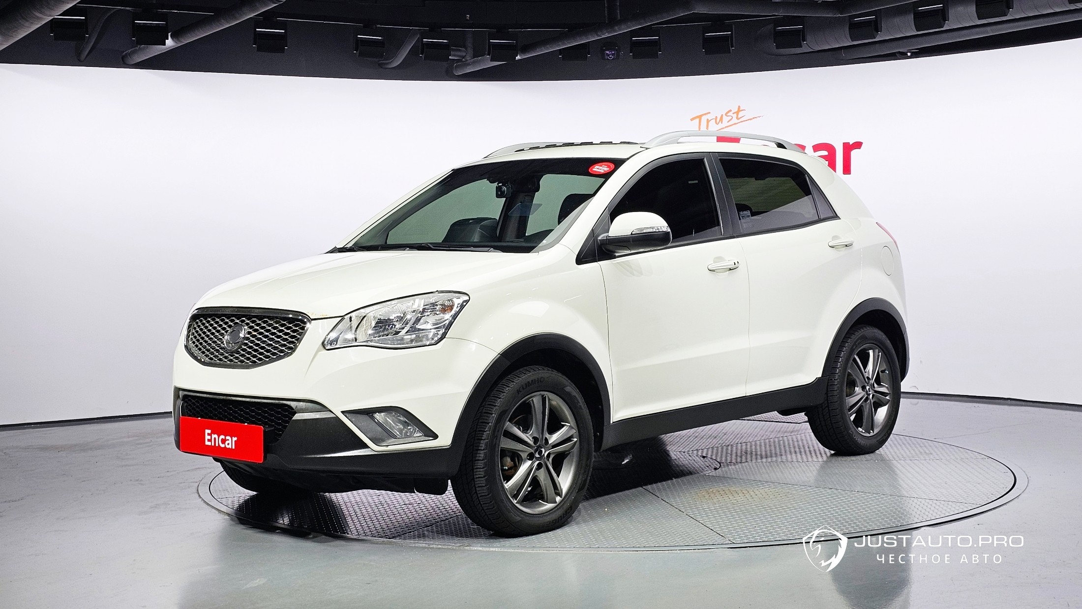 Автомобиль KG_Mobility_Ssangyong KORANDO