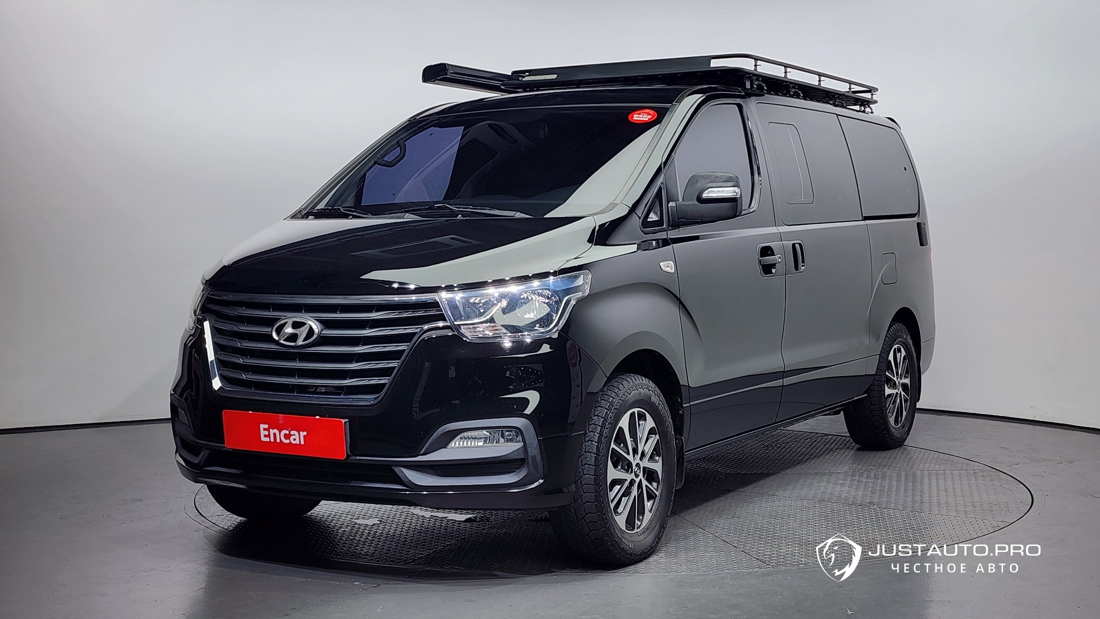 Автомобиль Hyundai Starex