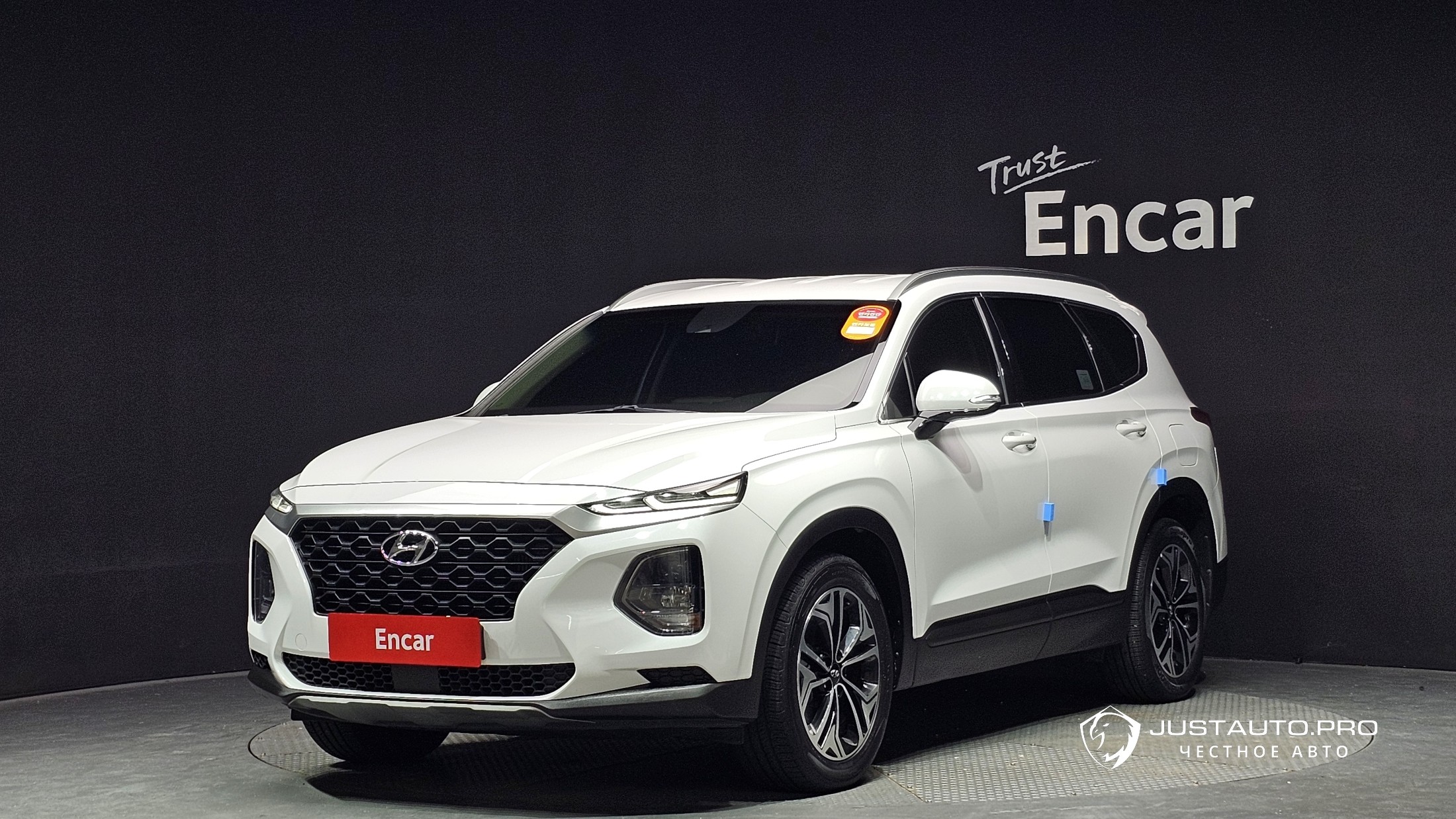 Автомобиль Hyundai Santafe