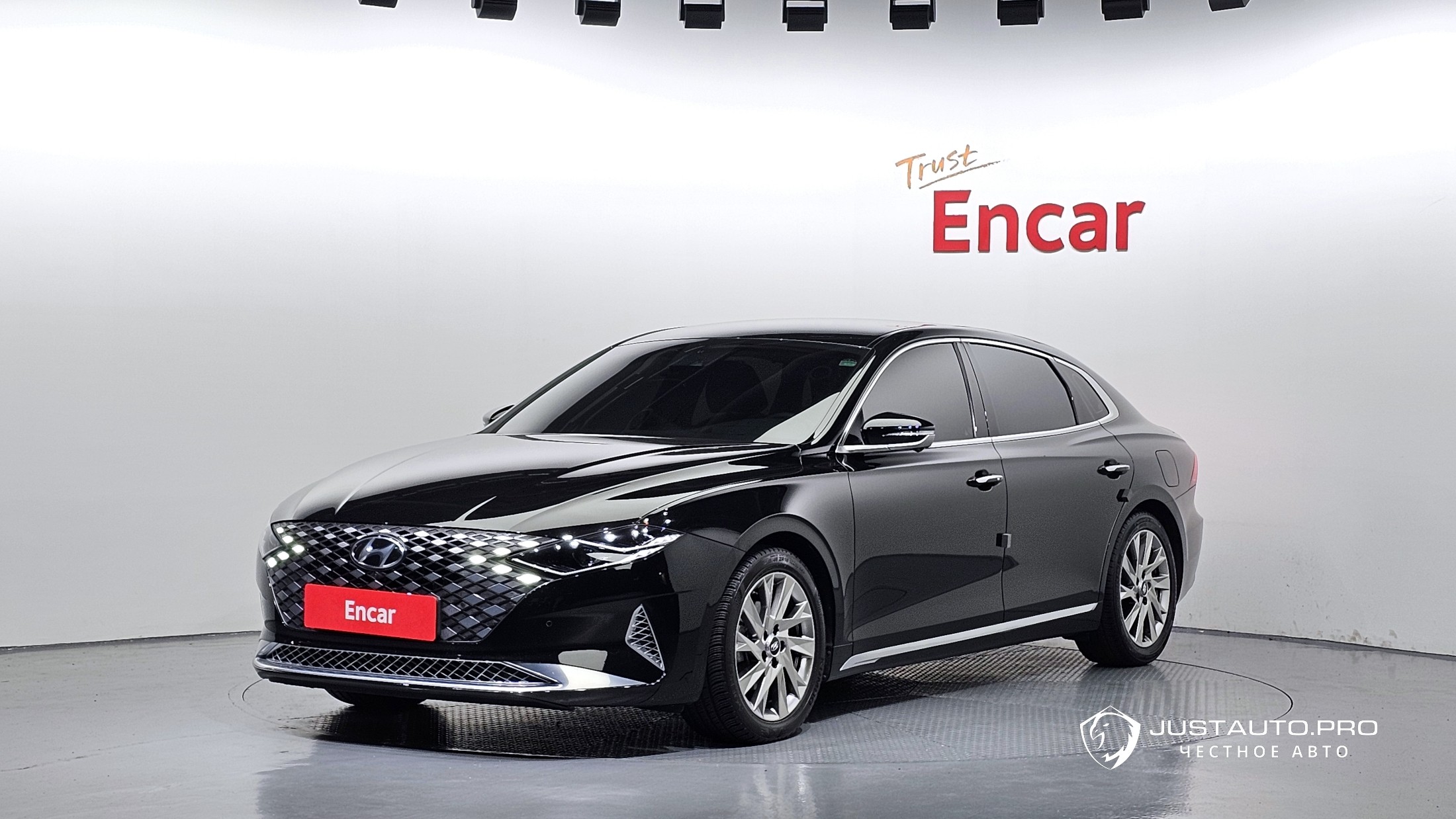 Автомобиль Hyundai Grandeur