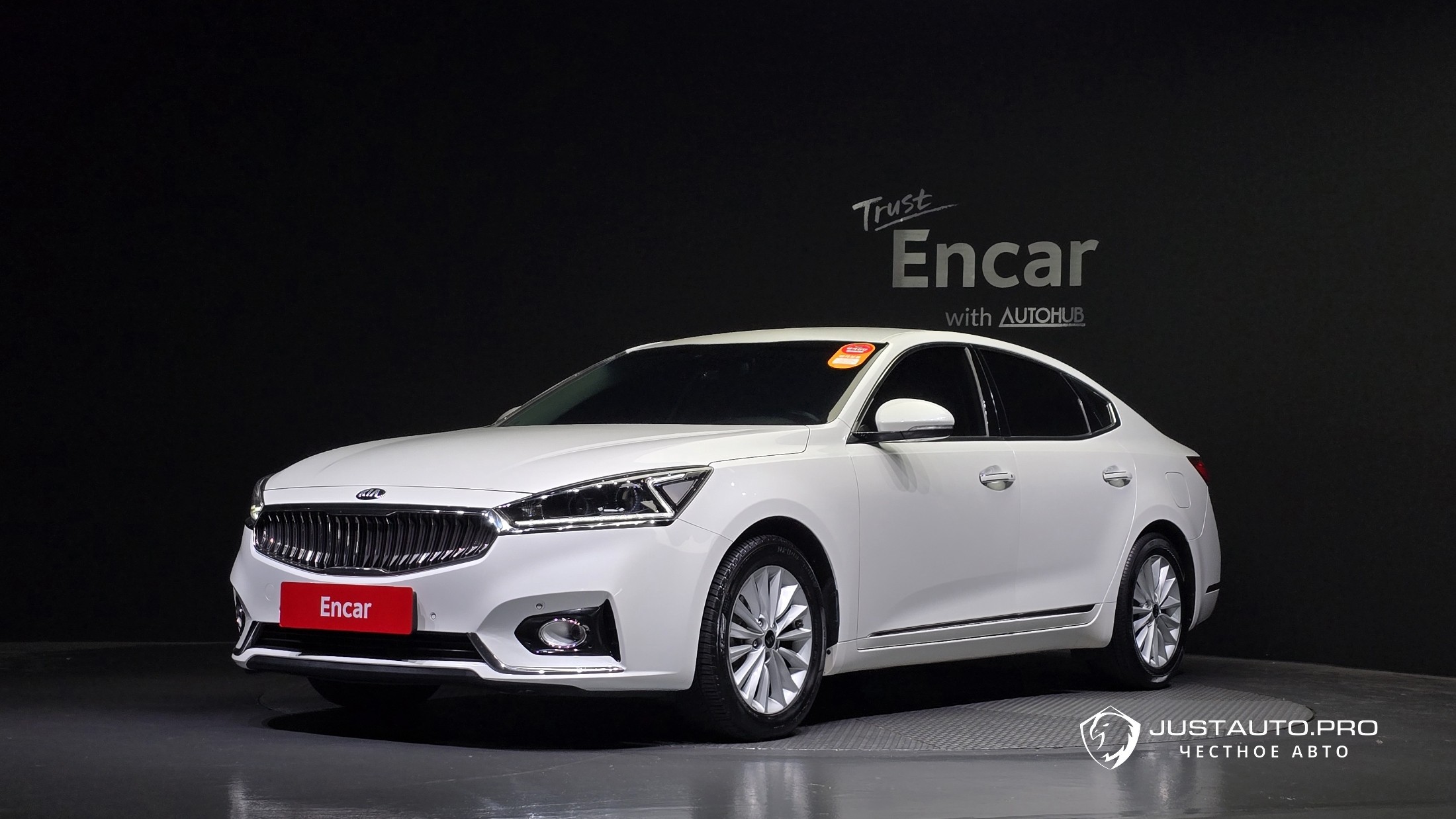 Автомобиль Kia K7