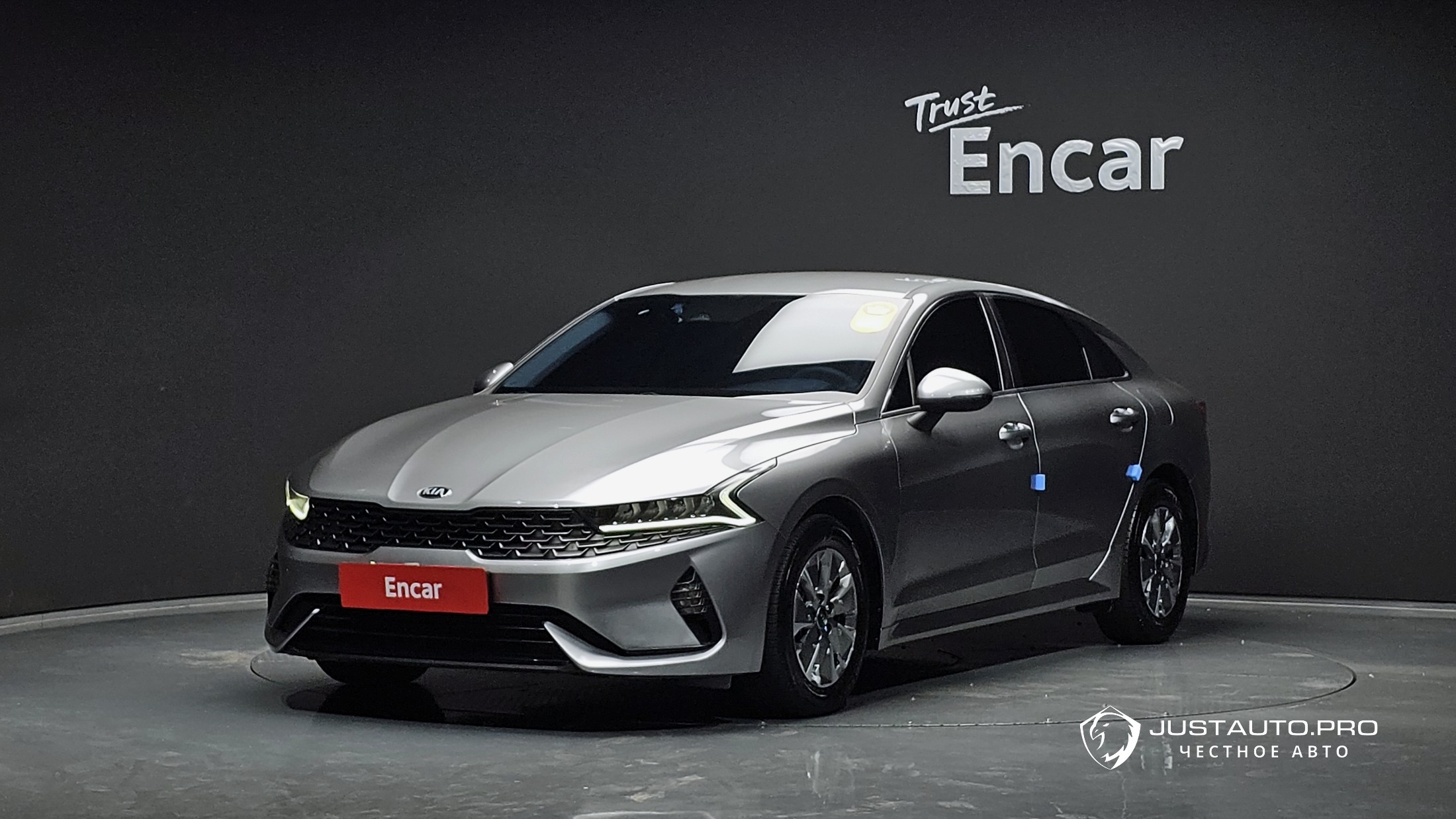 Автомобиль Kia K5