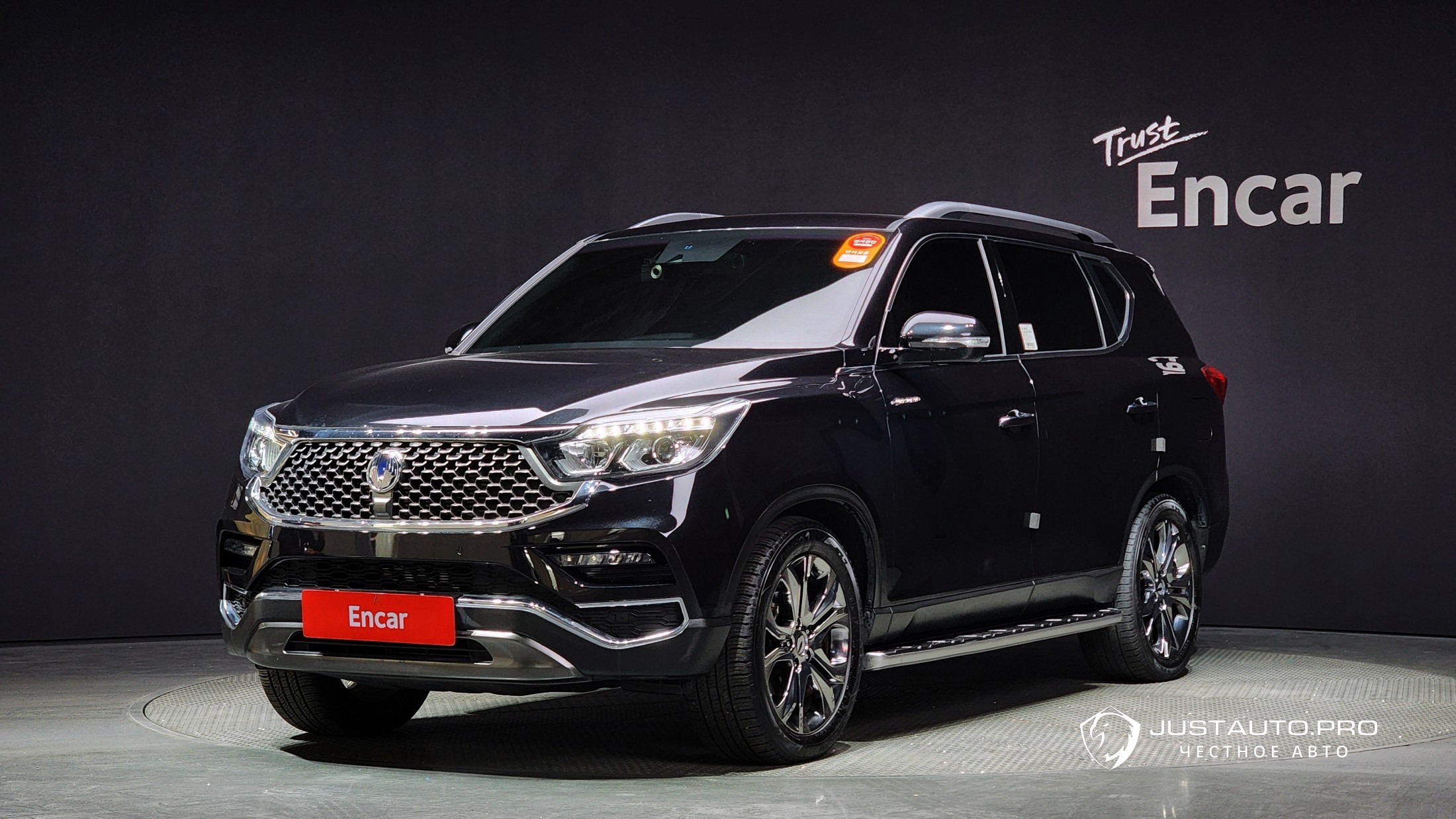 Автомобиль KG_Mobility_Ssangyong Rexton