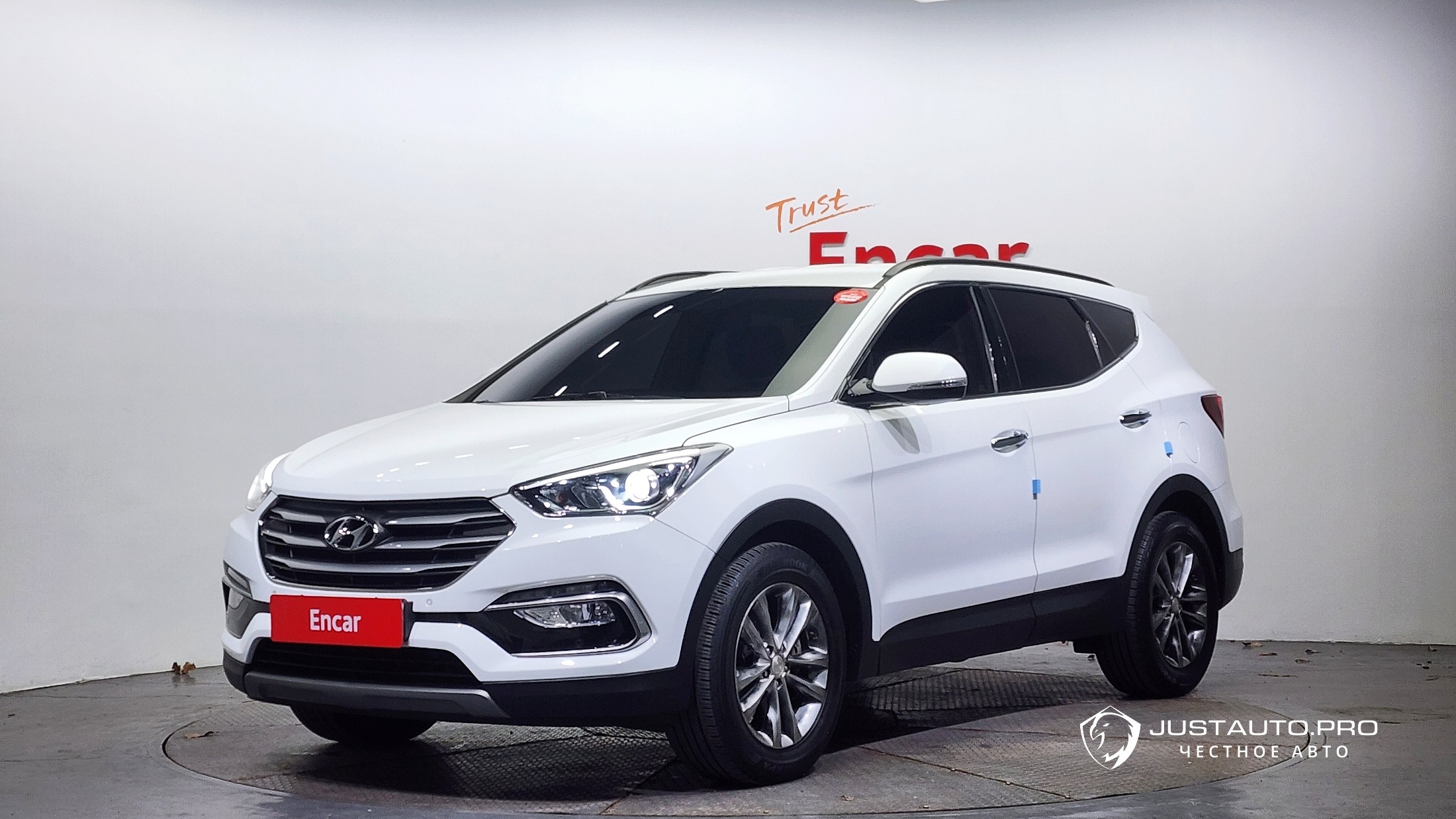Автомобиль Hyundai Santafe