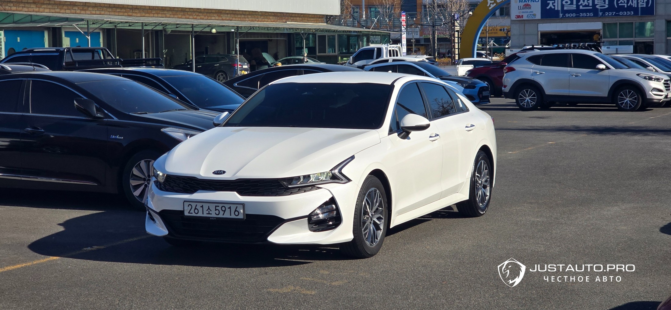 Автомобиль Kia K5