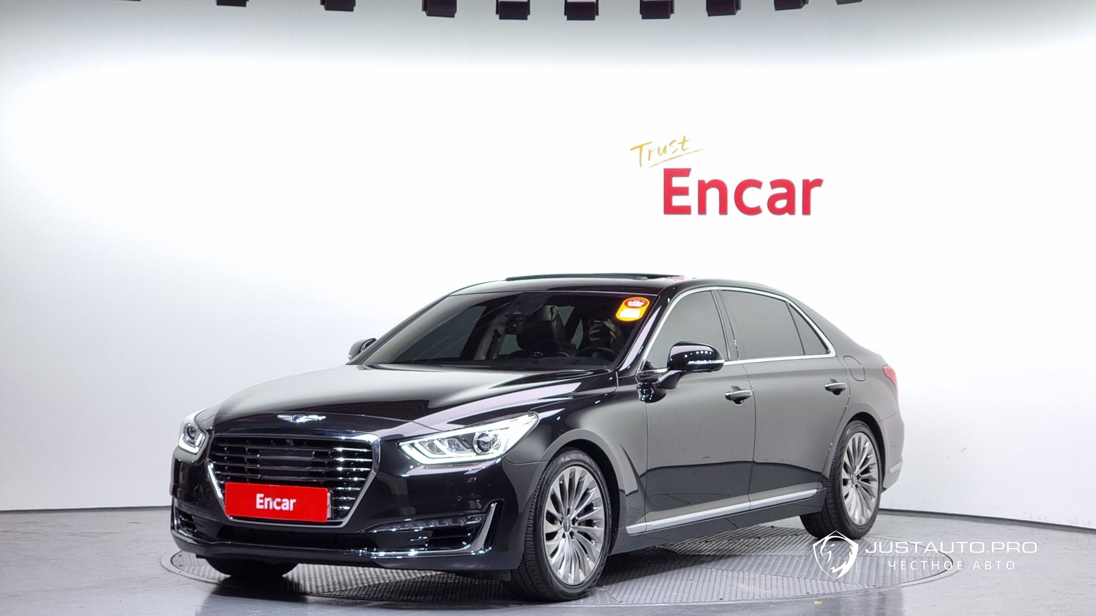 Автомобиль Genesis EQ900