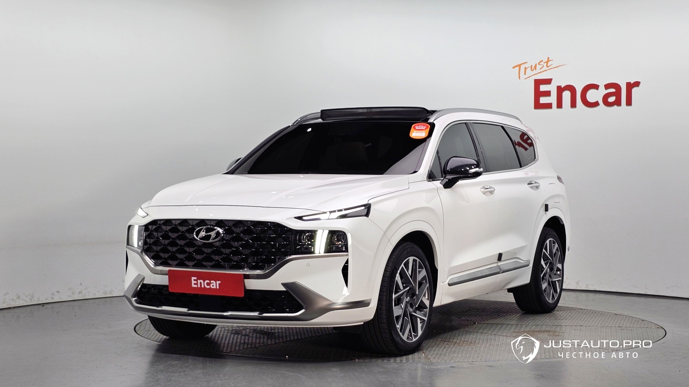 Автомобиль Hyundai Santafe