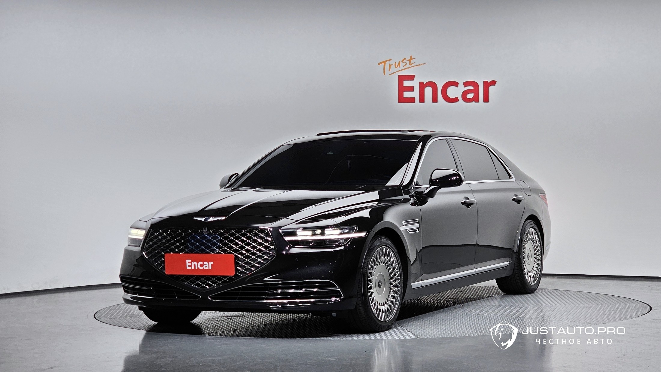 Автомобиль Genesis G90