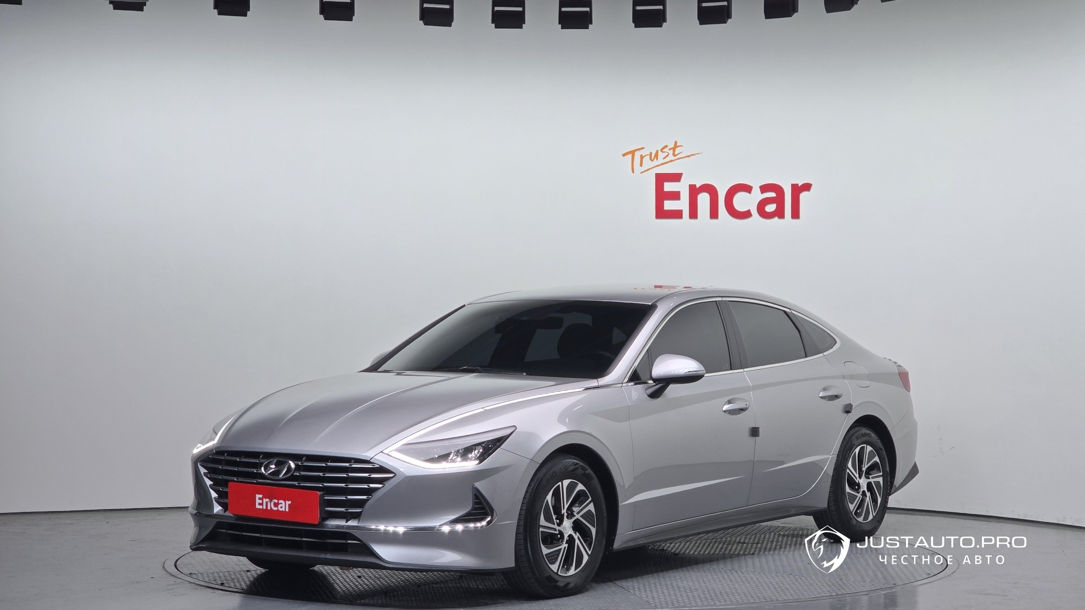 Автомобиль Hyundai Sonata