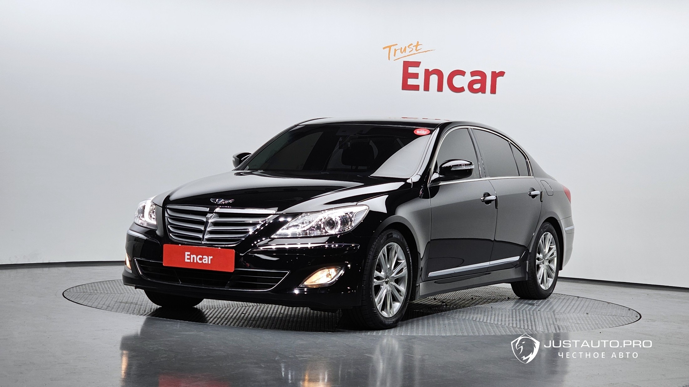 Автомобиль Hyundai Genesis
