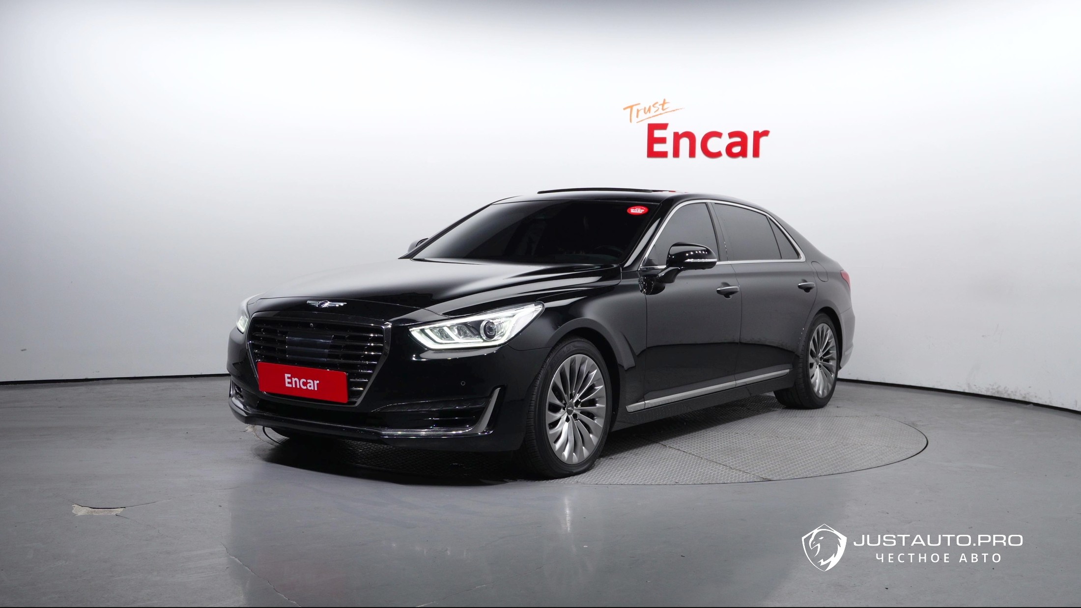 Автомобиль Genesis EQ900