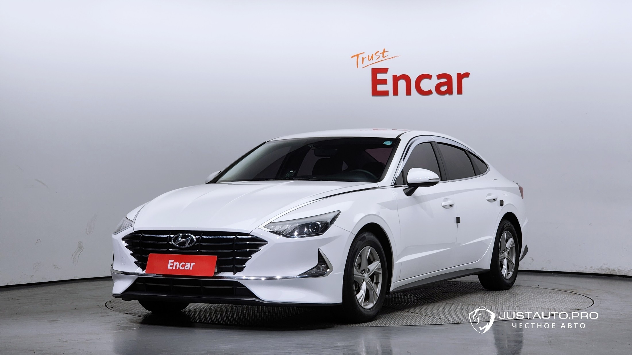 Автомобиль Hyundai Sonata
