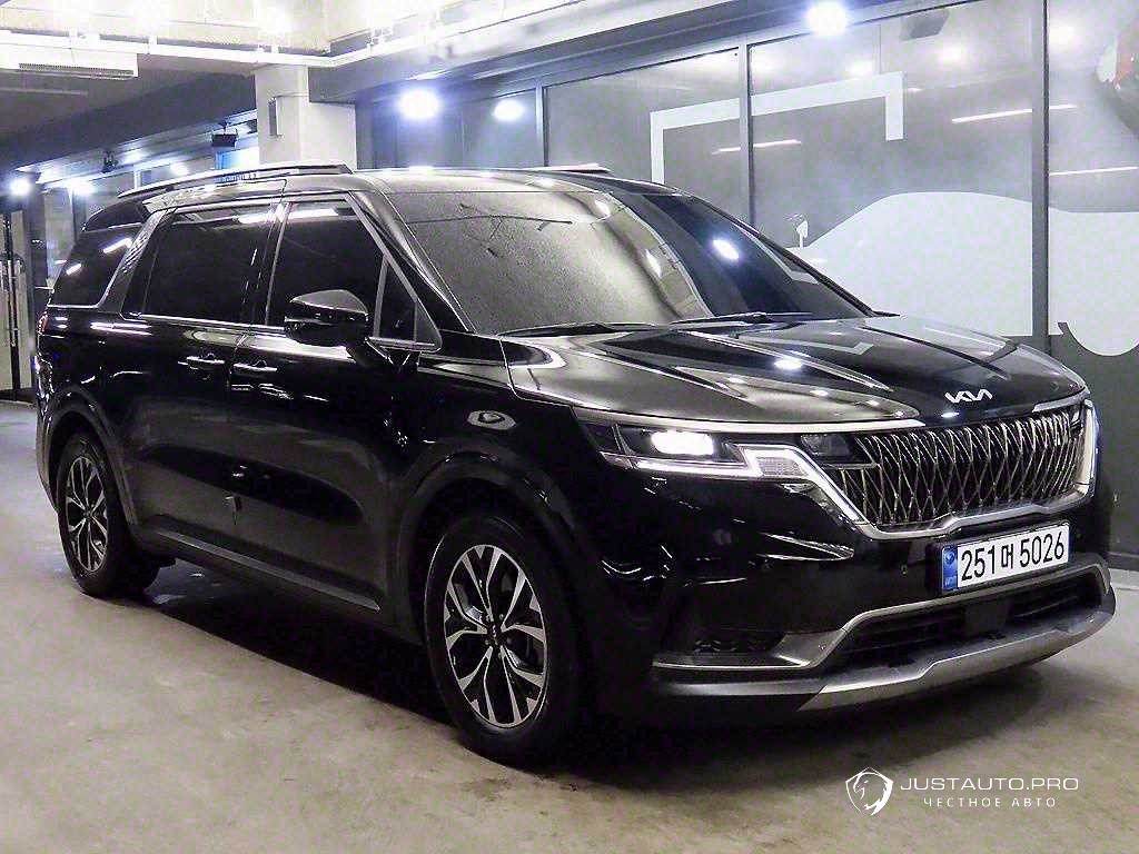 Автомобиль Kia Canival