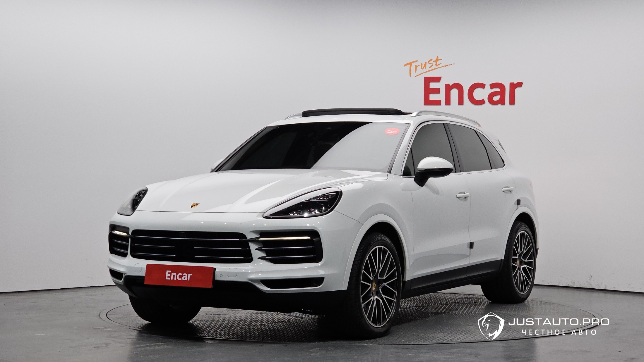 Автомобиль Porsche Cayenne