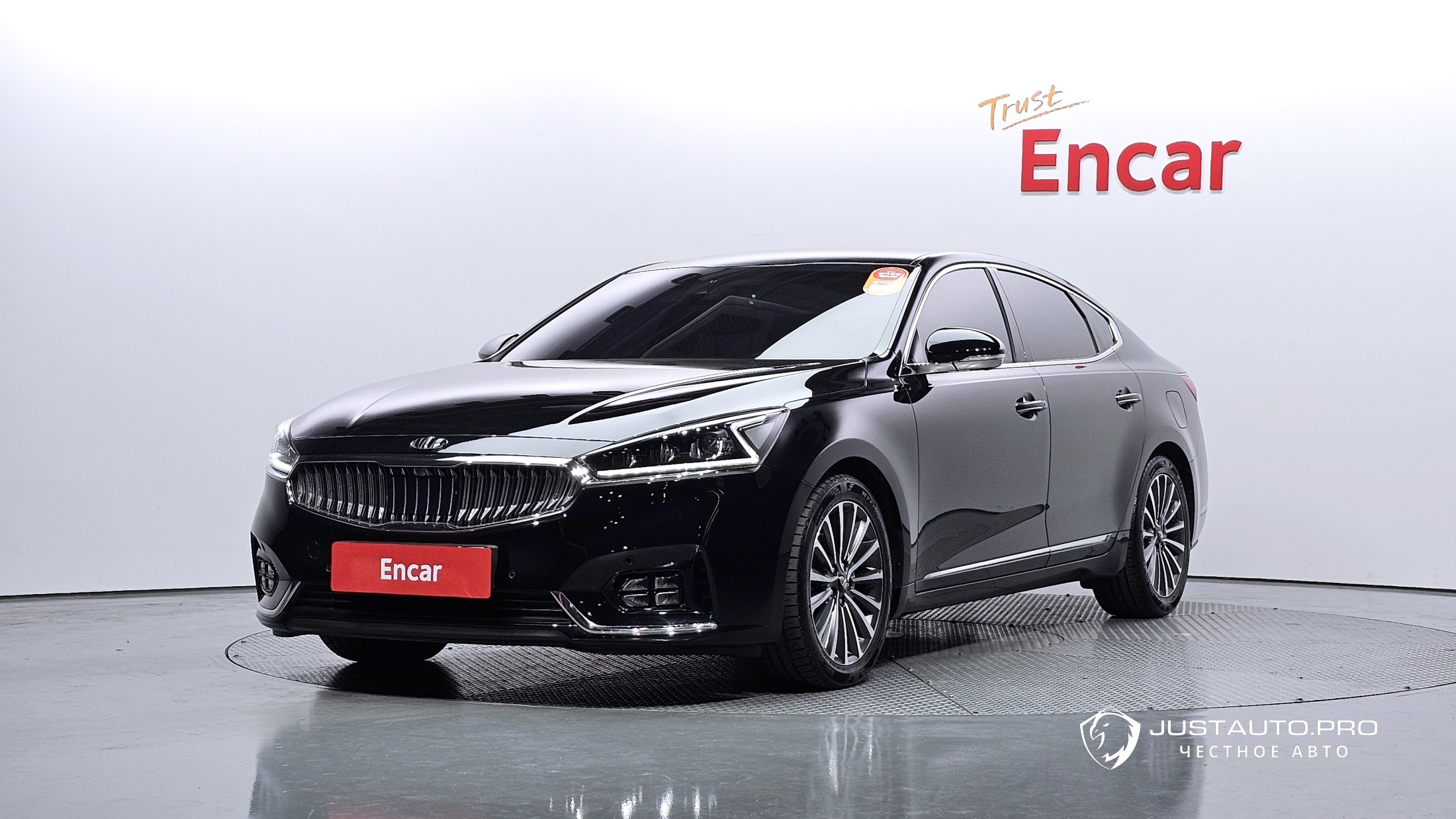 Автомобиль Kia K7