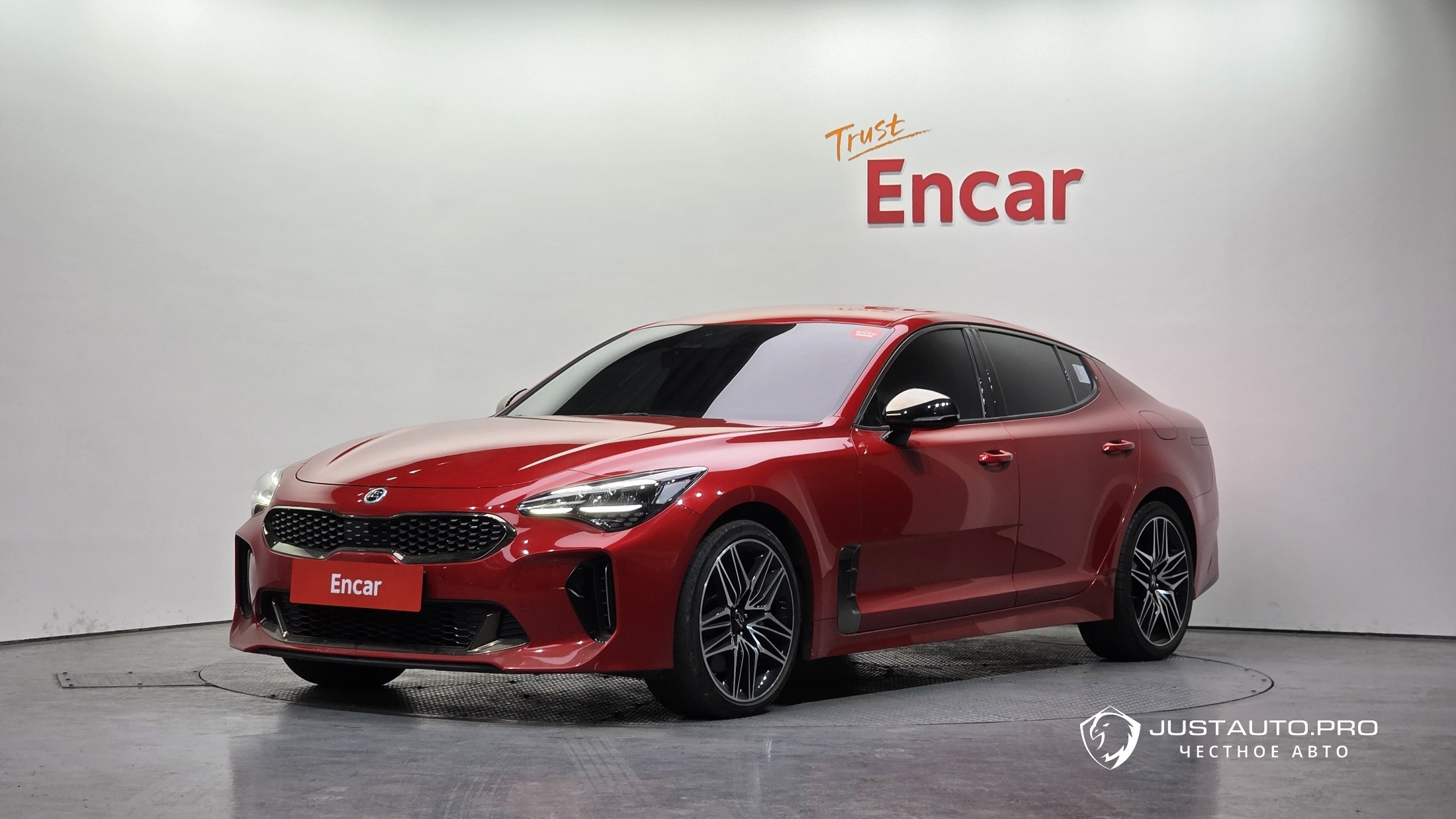 Автомобиль Kia Stinger