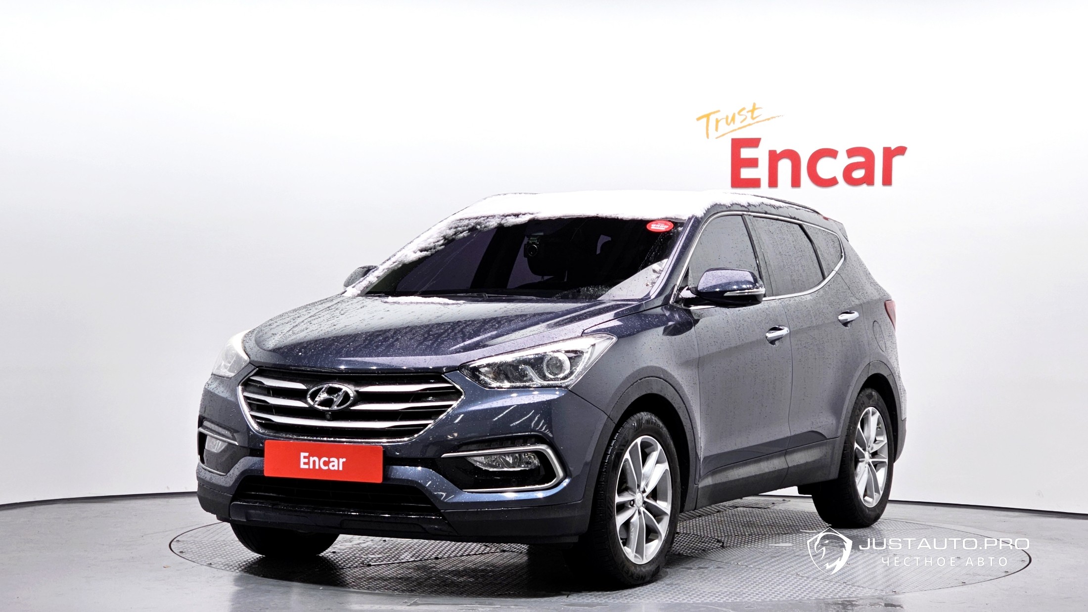 Автомобиль Hyundai Santafe