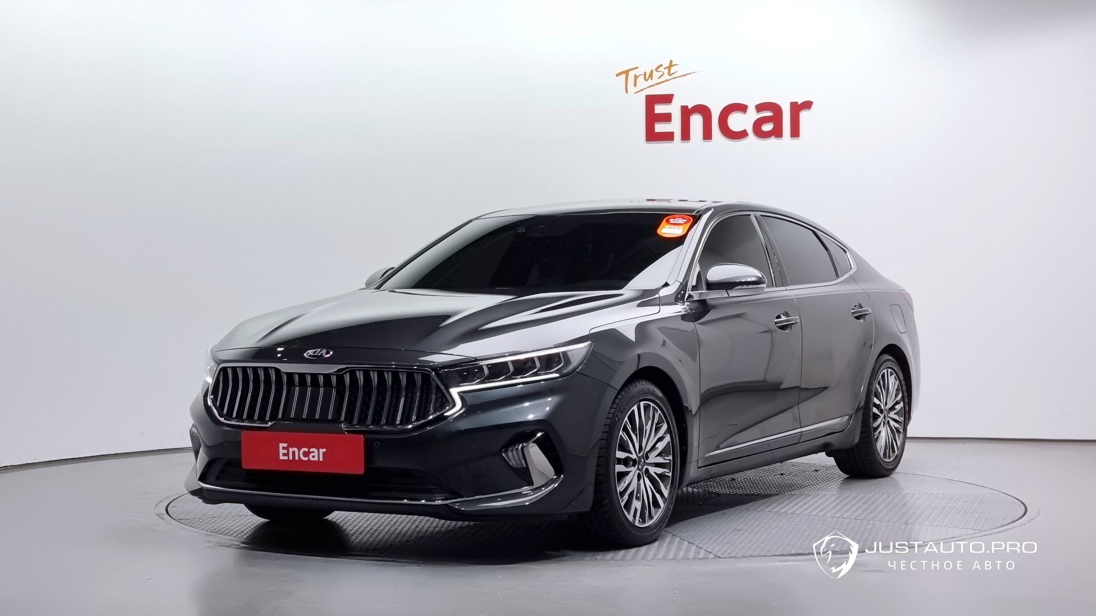 Автомобиль Kia K7