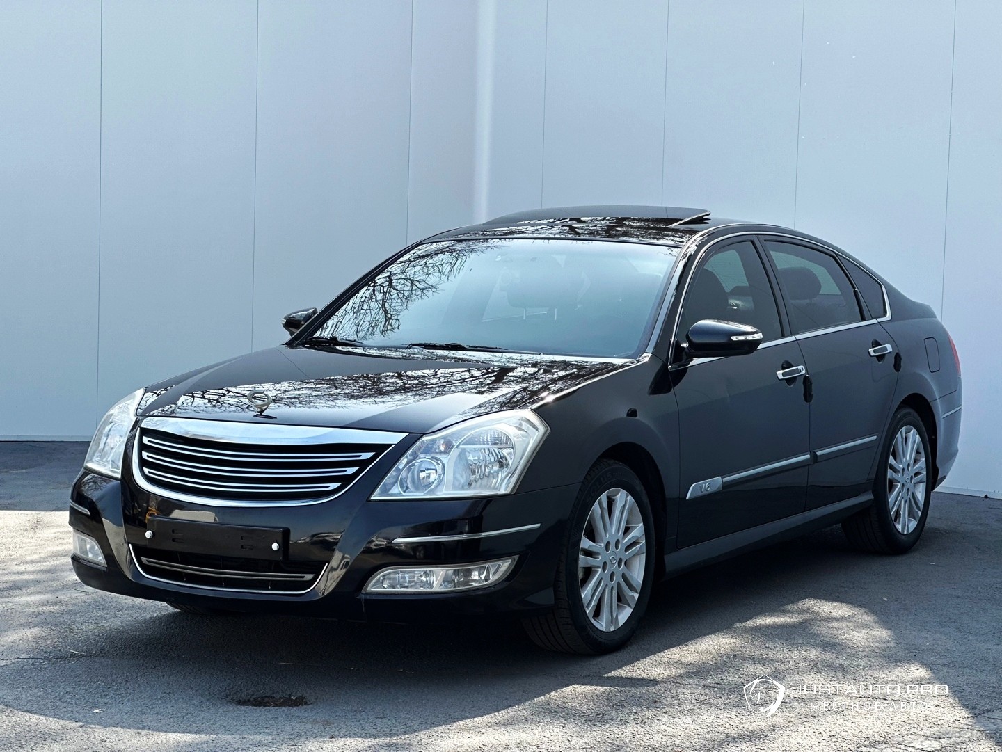 Автомобиль Renault-KoreaSamsung SM7
