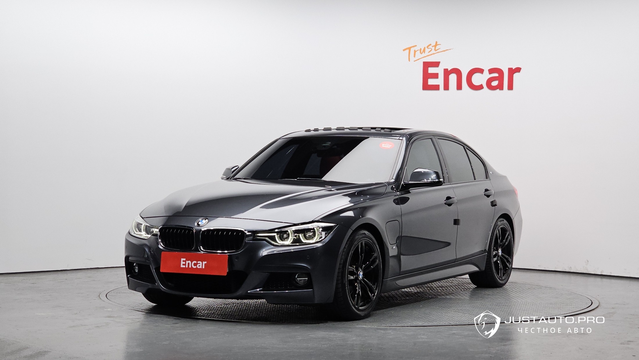 Автомобиль BMW 3-Series
