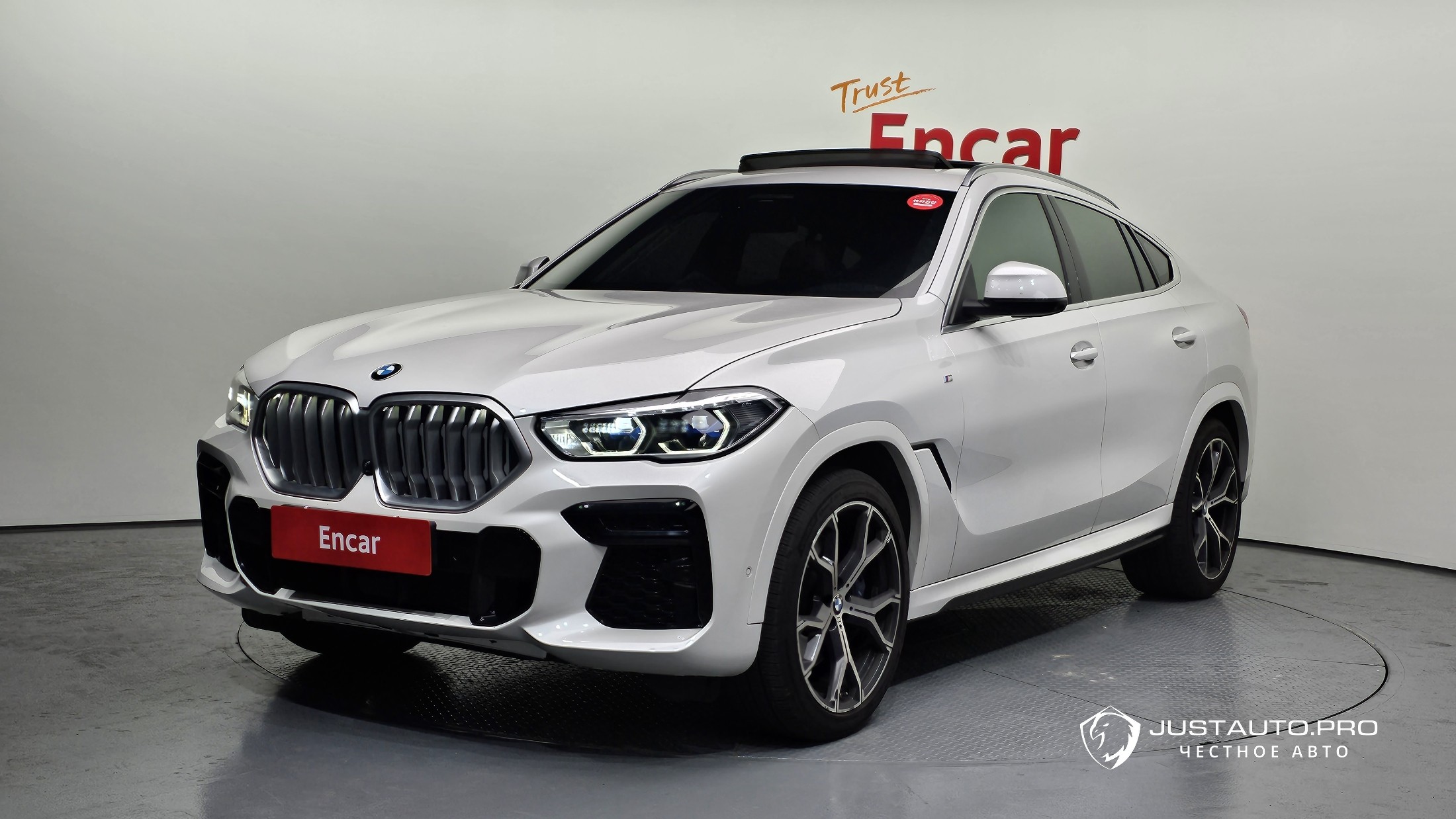 Автомобиль BMW X6