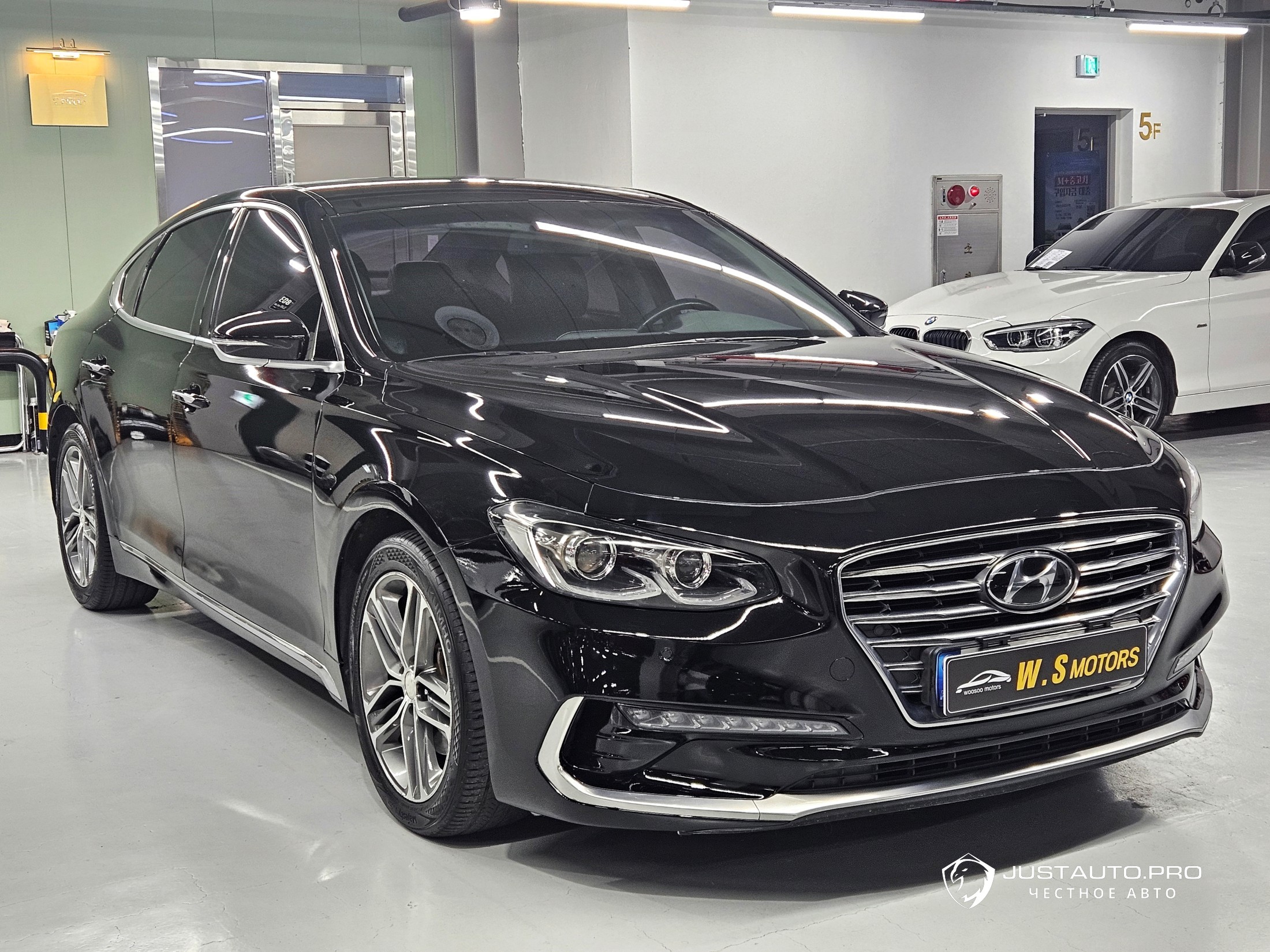 Автомобиль Hyundai Grandeur