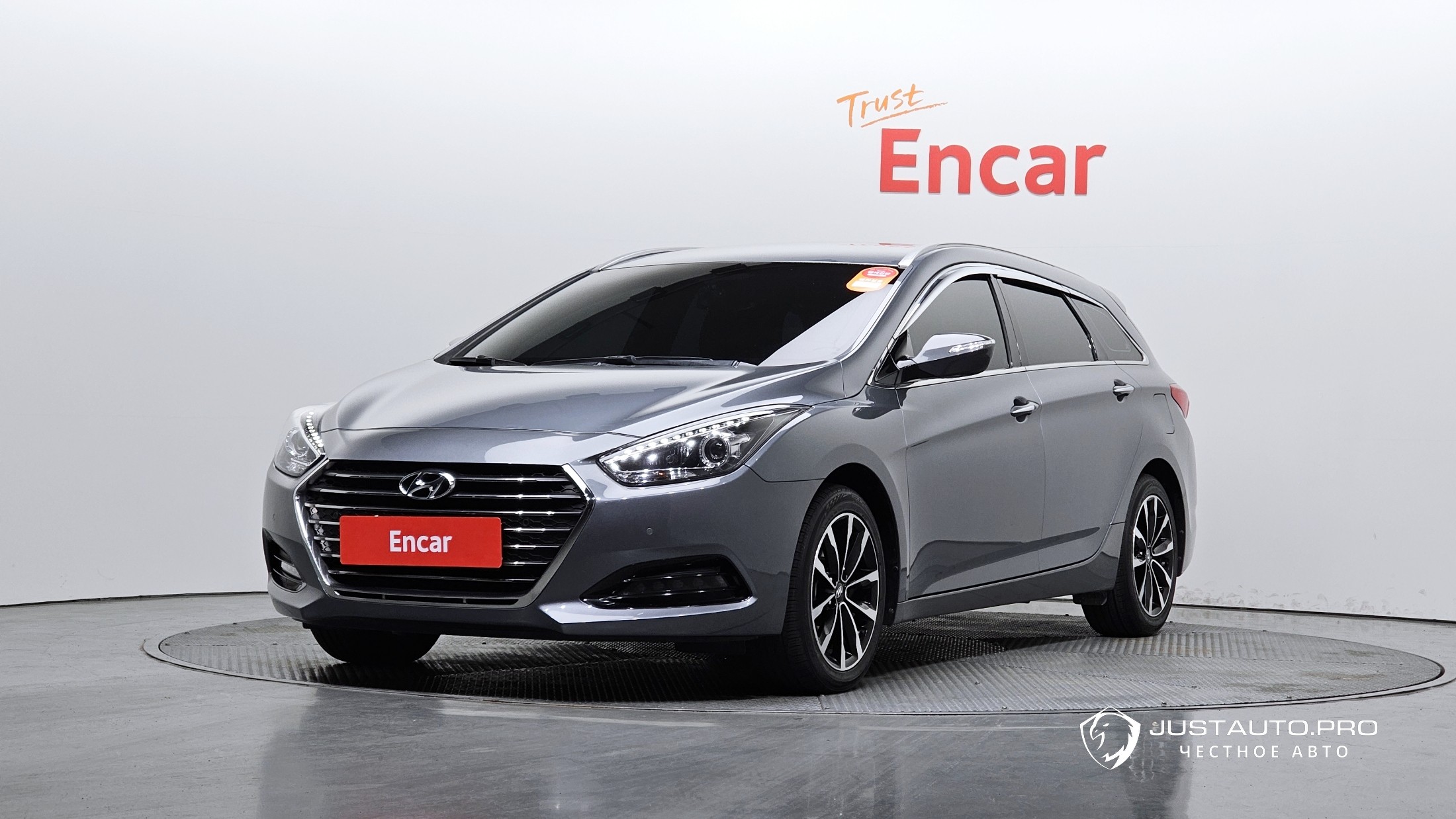 Автомобиль Hyundai i40