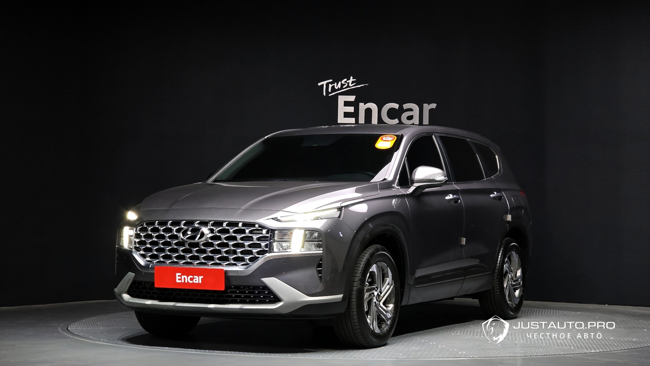 Автомобиль Hyundai Santafe