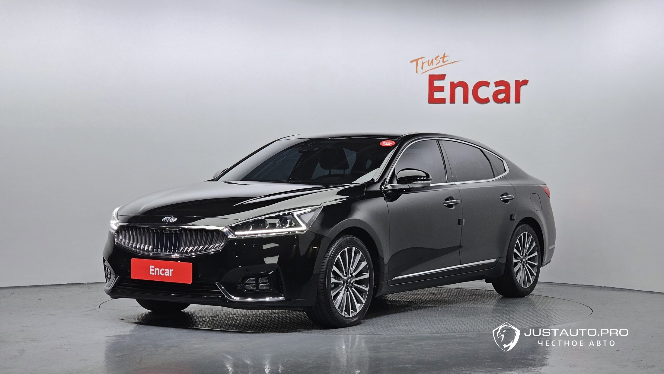 Автомобиль Kia K7