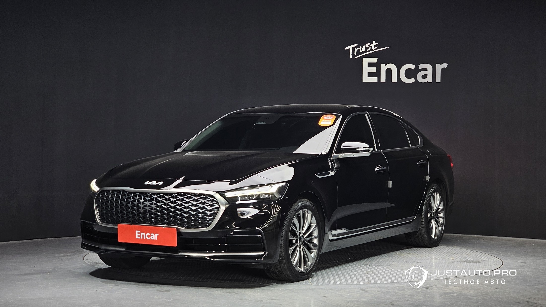 Автомобиль Kia K9