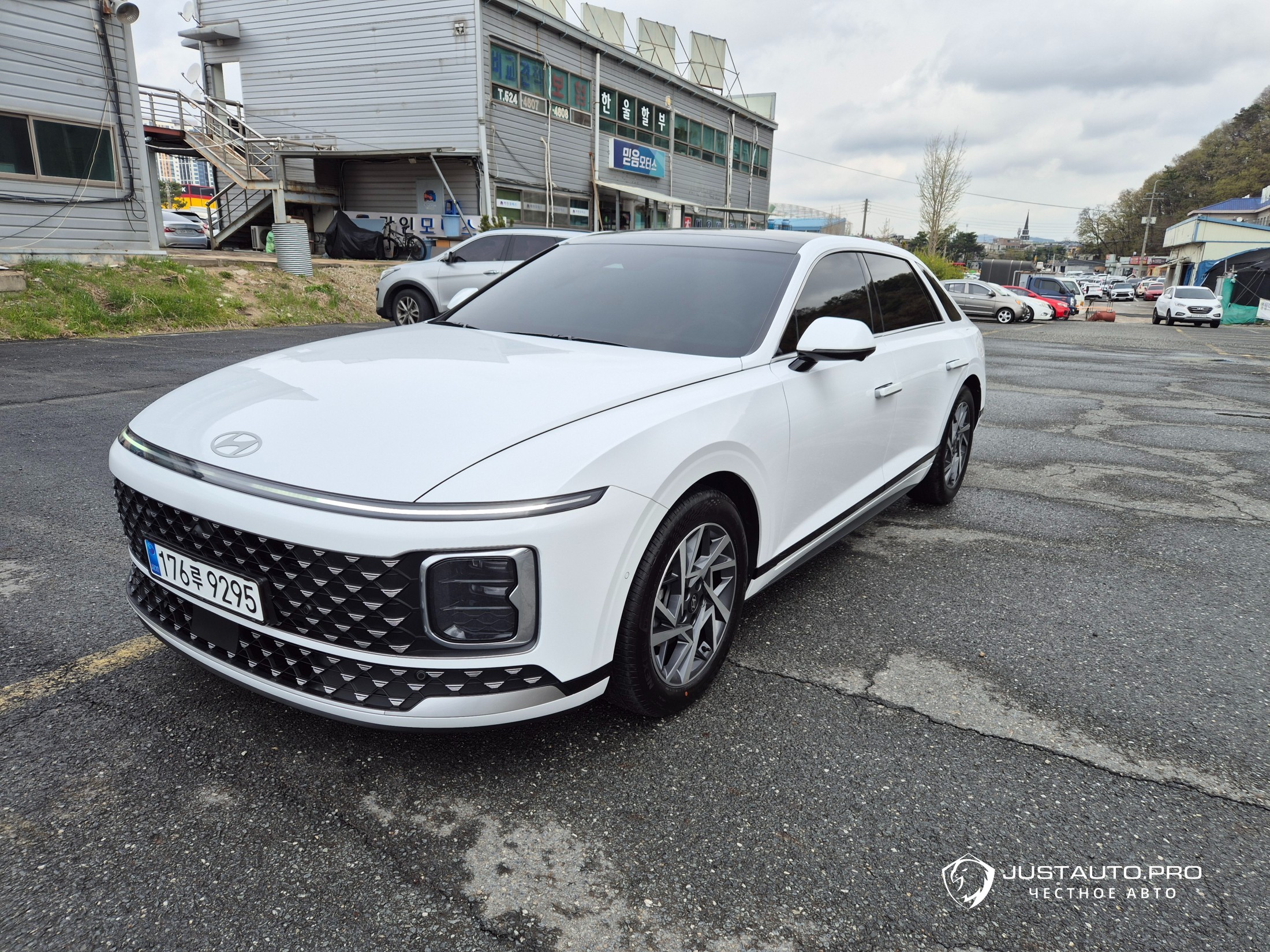 Автомобиль Hyundai Grandeur