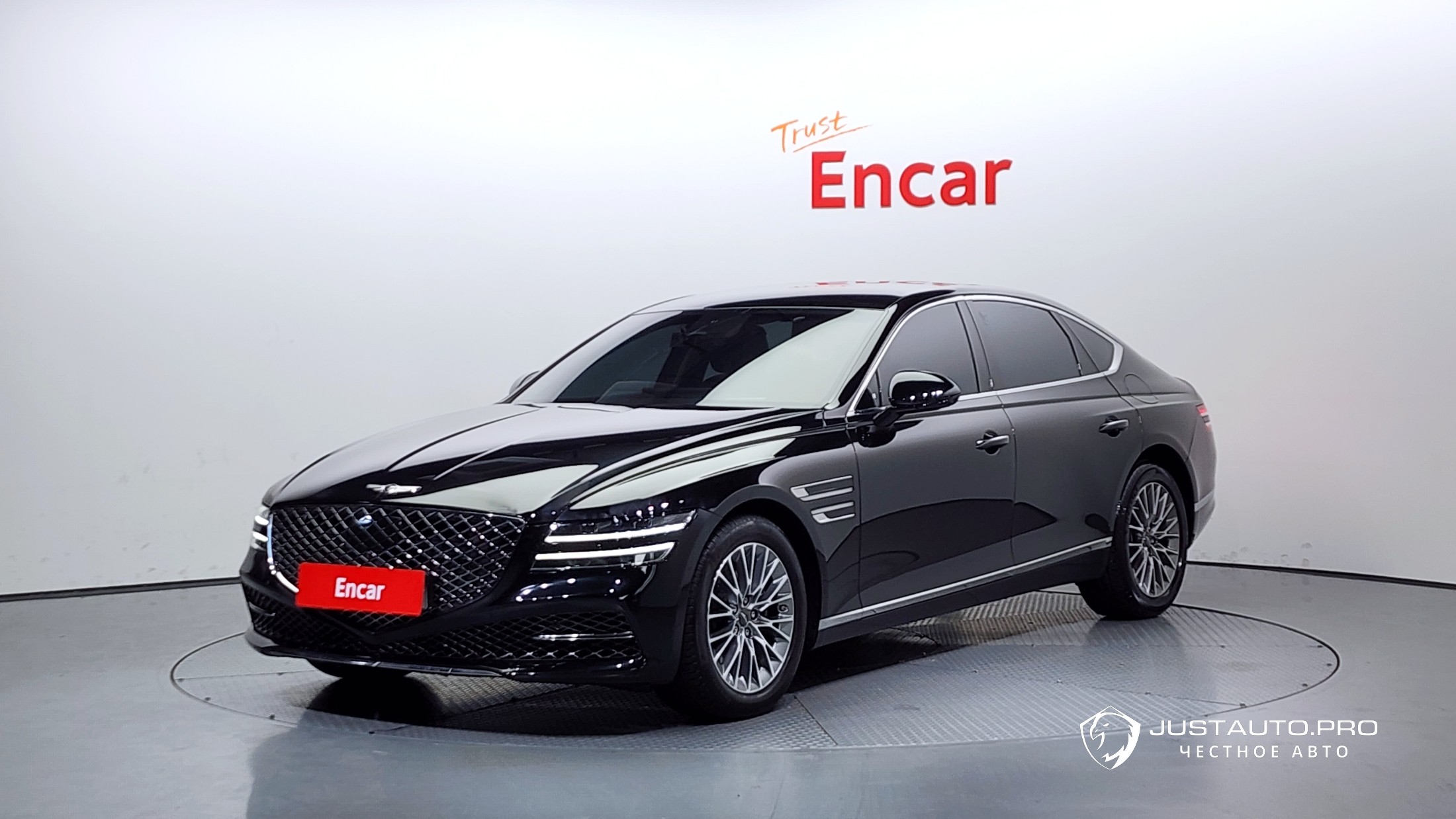 Автомобиль Genesis G80
