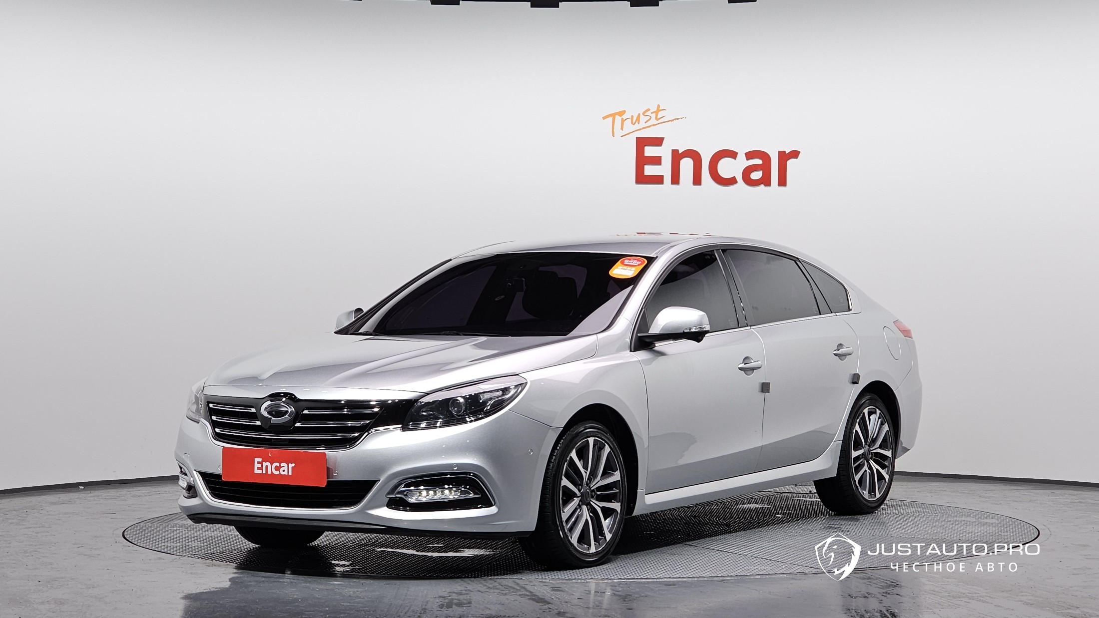 Автомобиль Renault-KoreaSamsung SM7