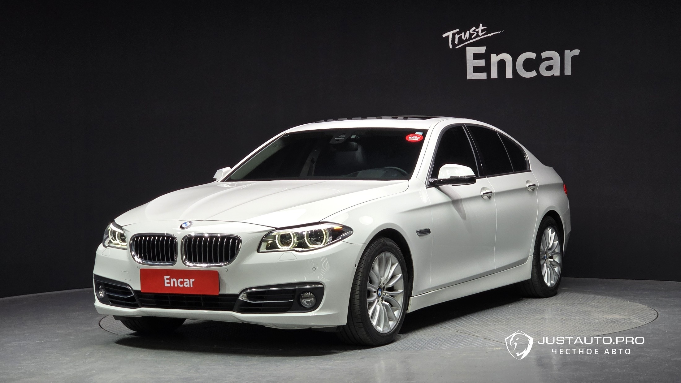 Автомобиль BMW 5-Series