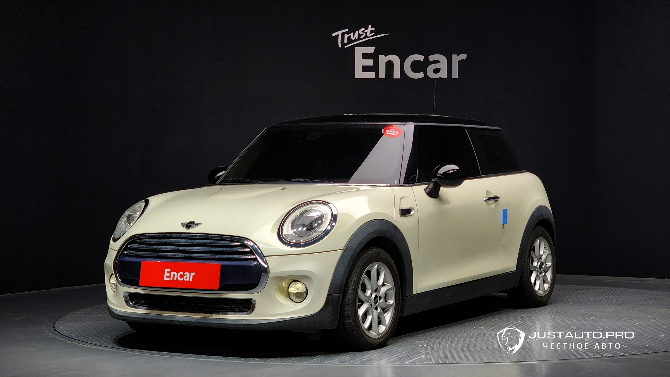 Автомобиль Mini Cooper