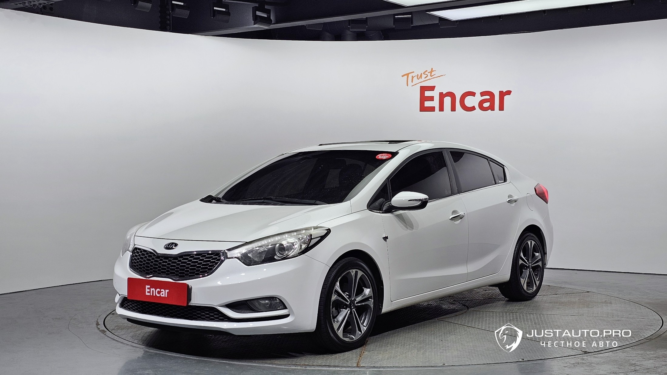 Автомобиль Kia K3