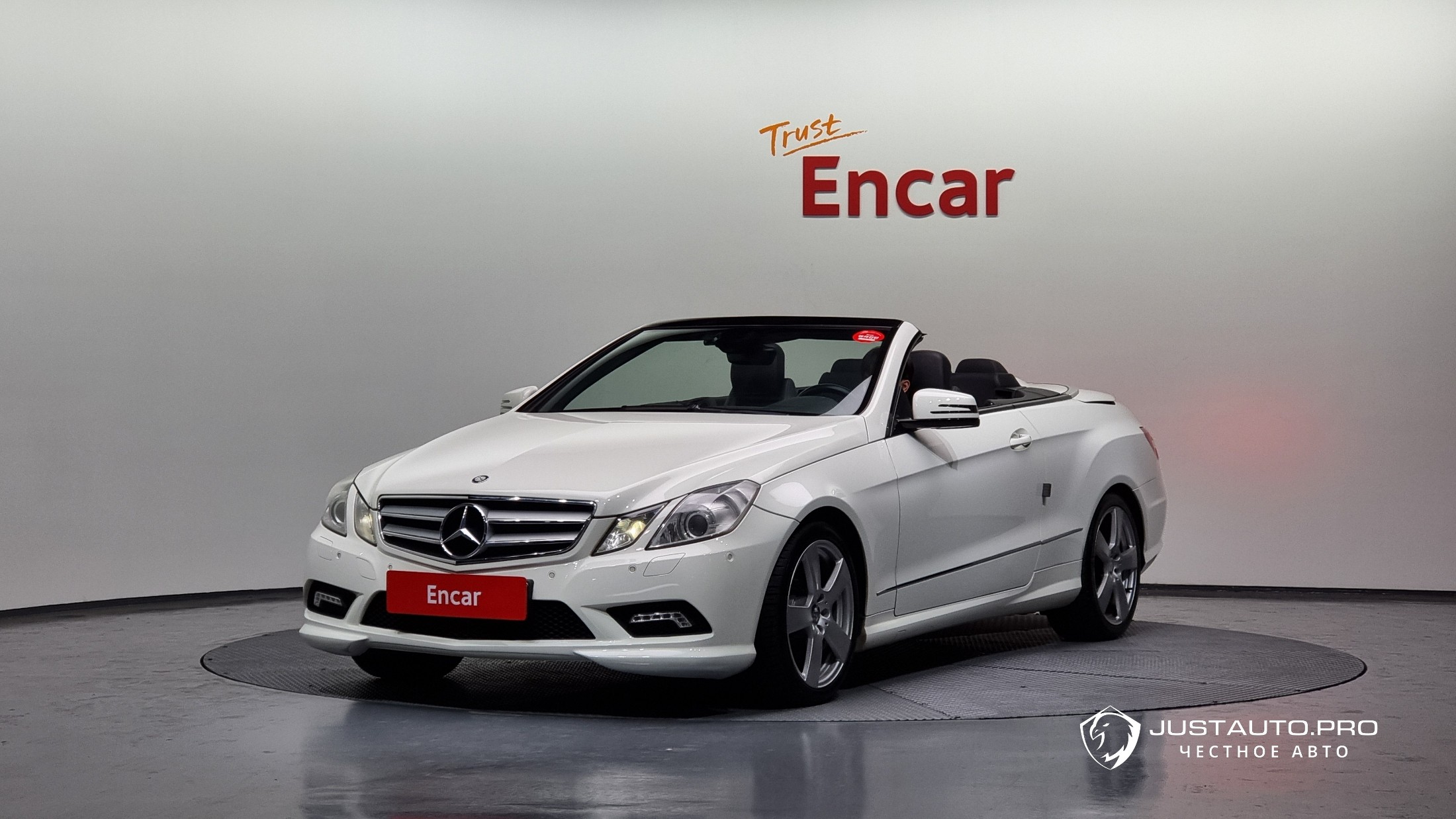 Автомобиль Mercedes-Benz E-Class