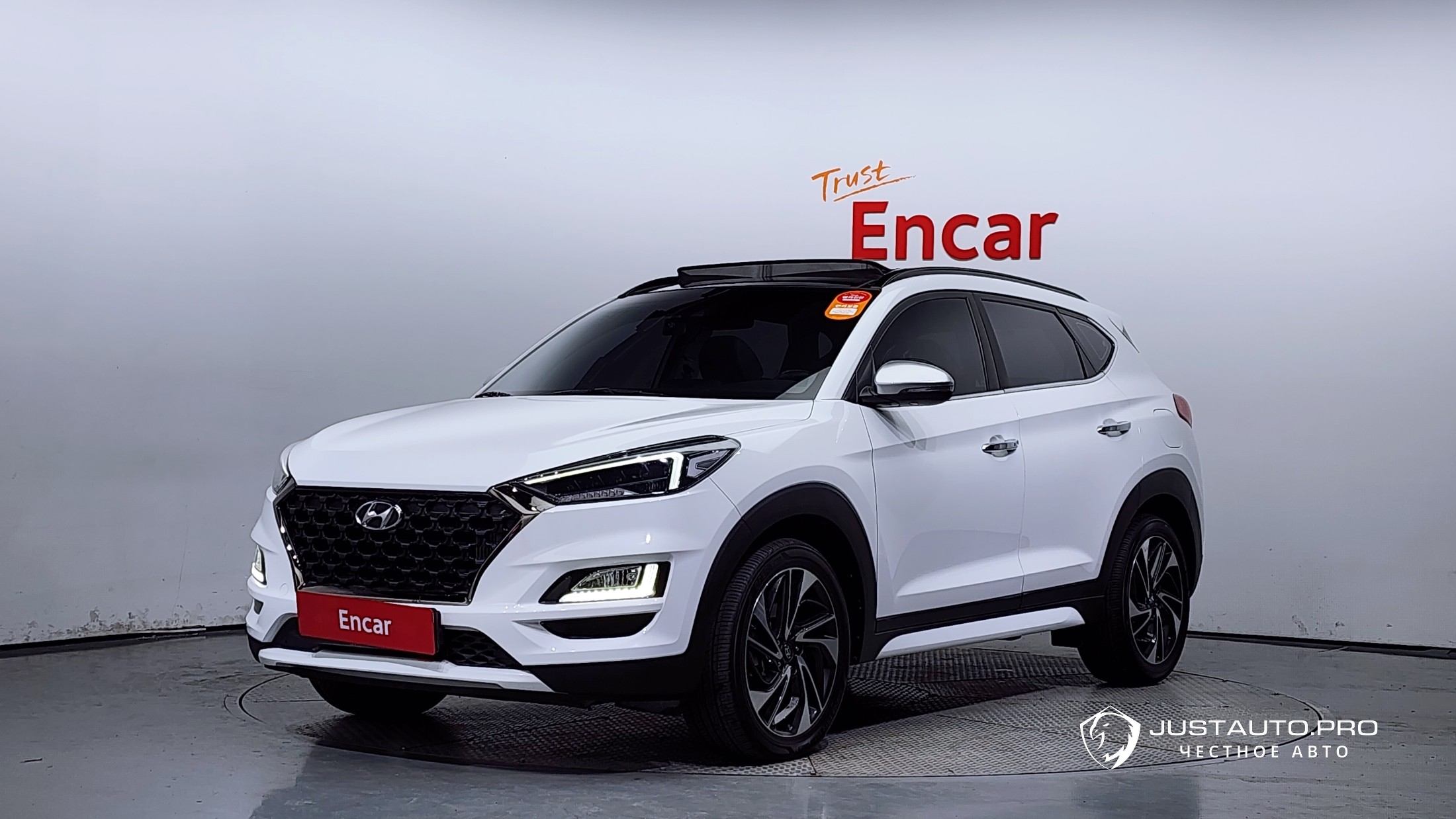 Автомобиль Hyundai Tucson