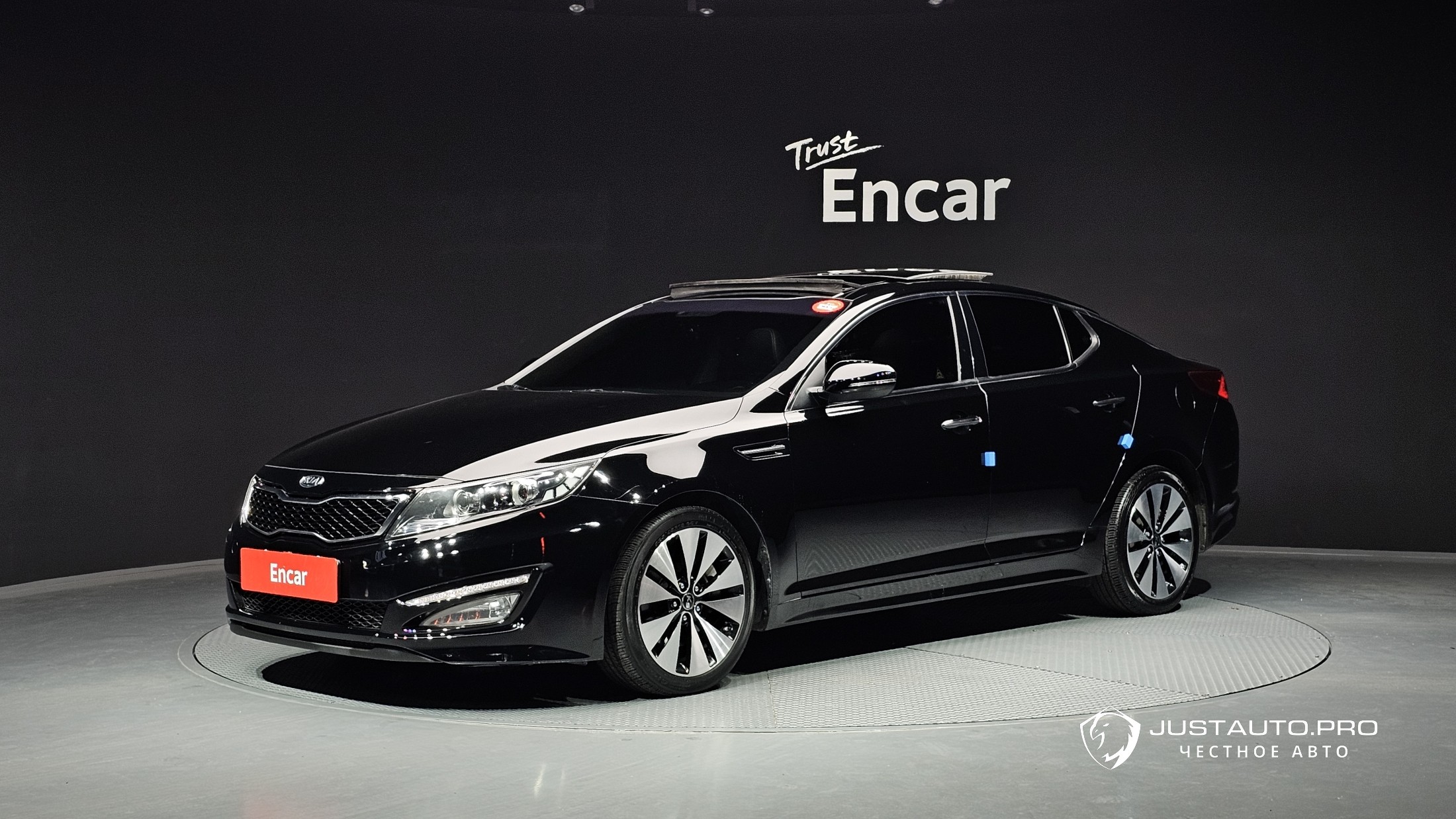 Автомобиль Kia K5