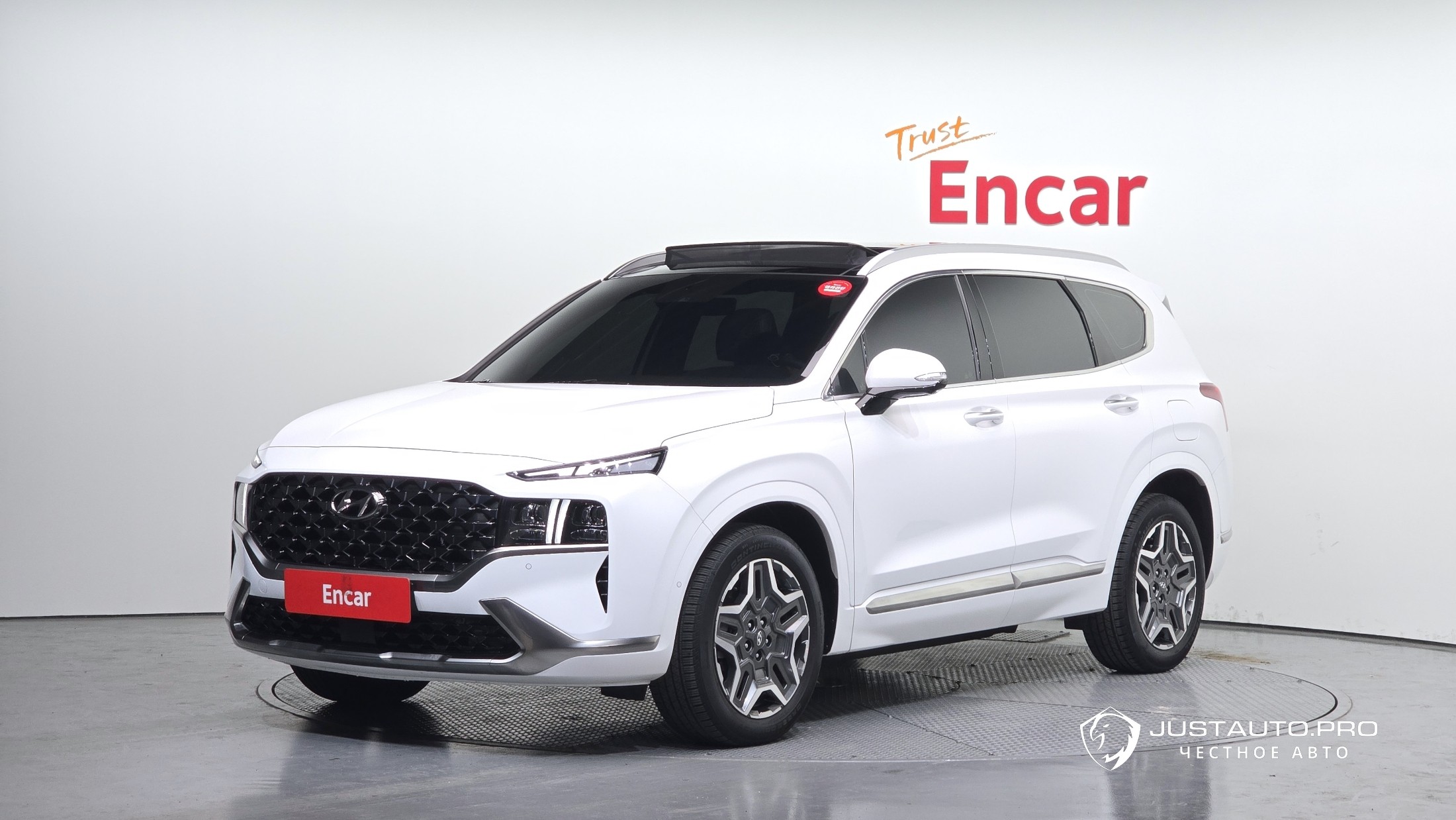 Автомобиль Hyundai Santafe