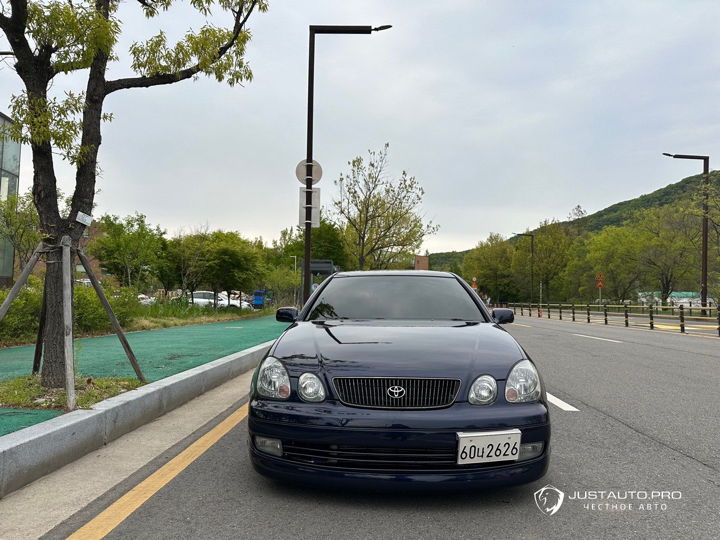 Автомобиль Toyota Aristo