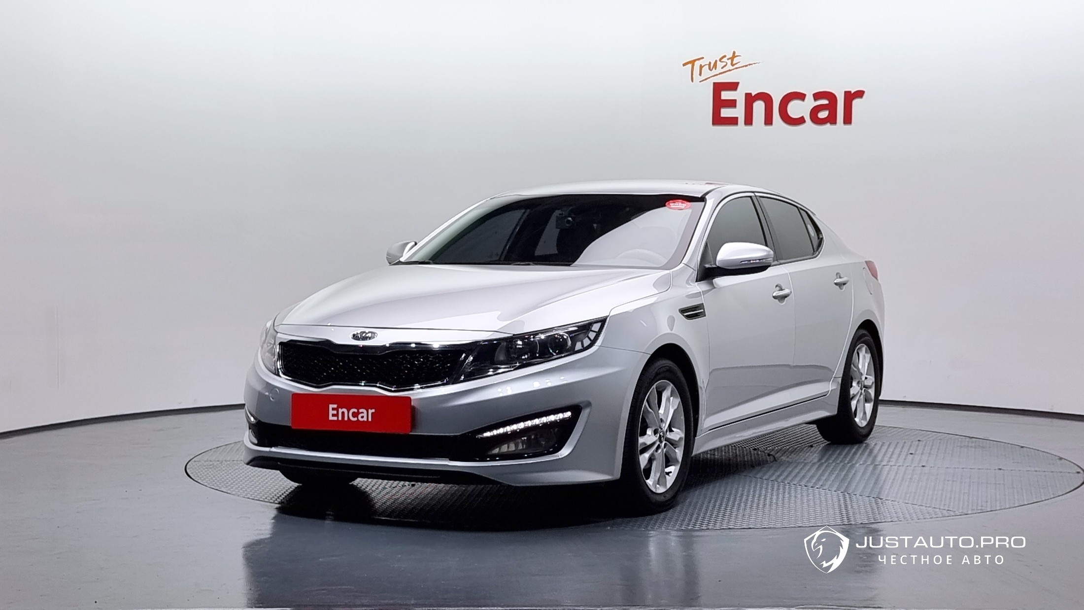 Автомобиль Kia K5