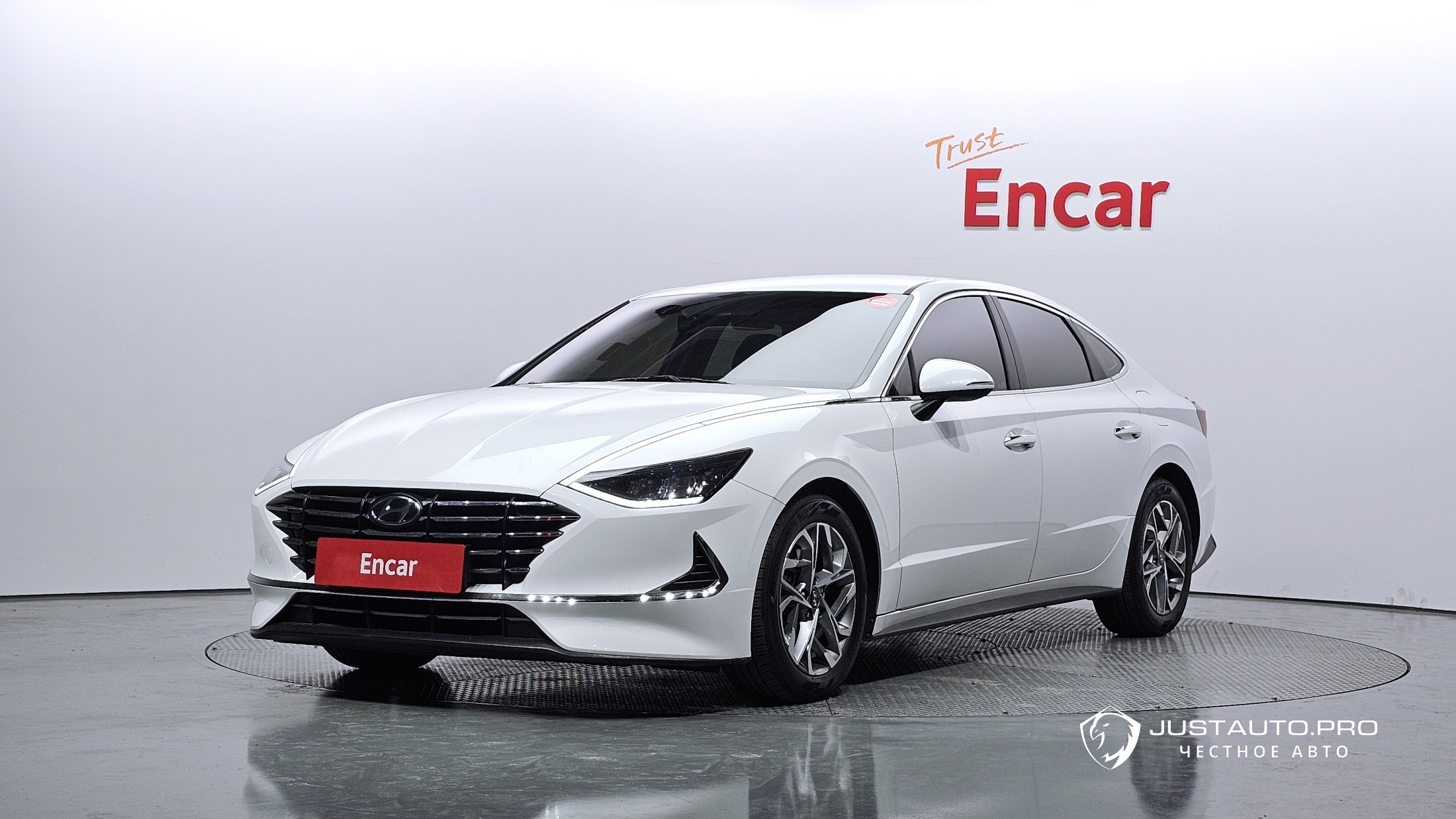 Автомобиль Hyundai Sonata