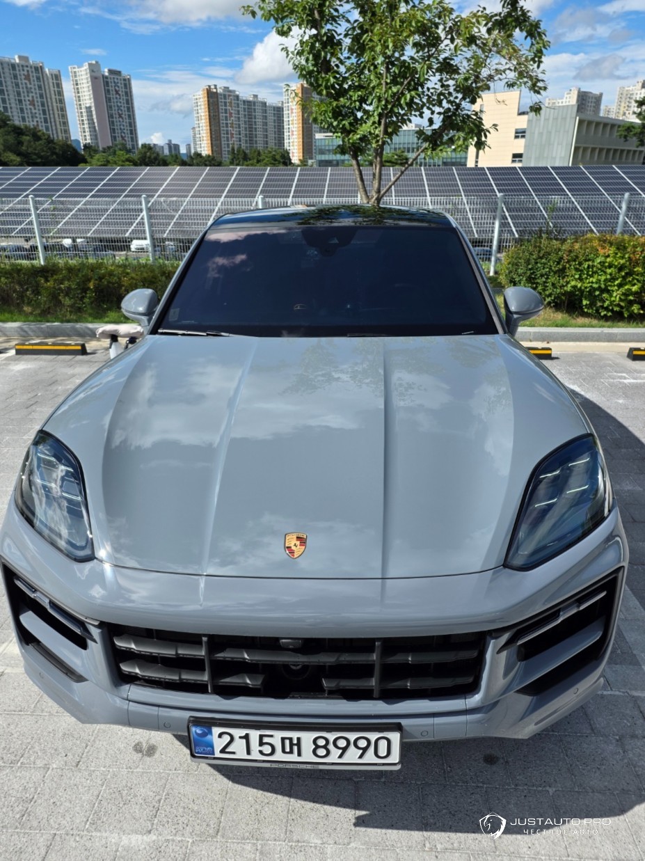Автомобиль Porsche Cayenne